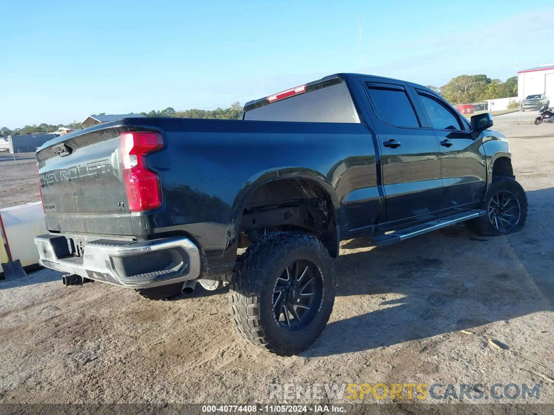4 Photograph of a damaged car 1GCPACED1NZ618181 CHEVROLET SILVERADO 1500 2022