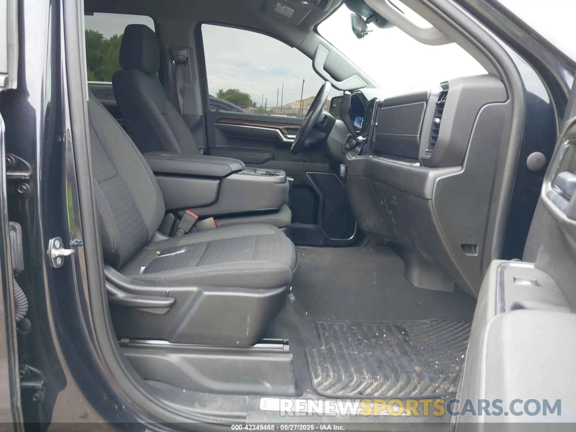 5 Photograph of a damaged car 1GCPDKEK7NZ585123 CHEVROLET SILVERADO 1500 2022