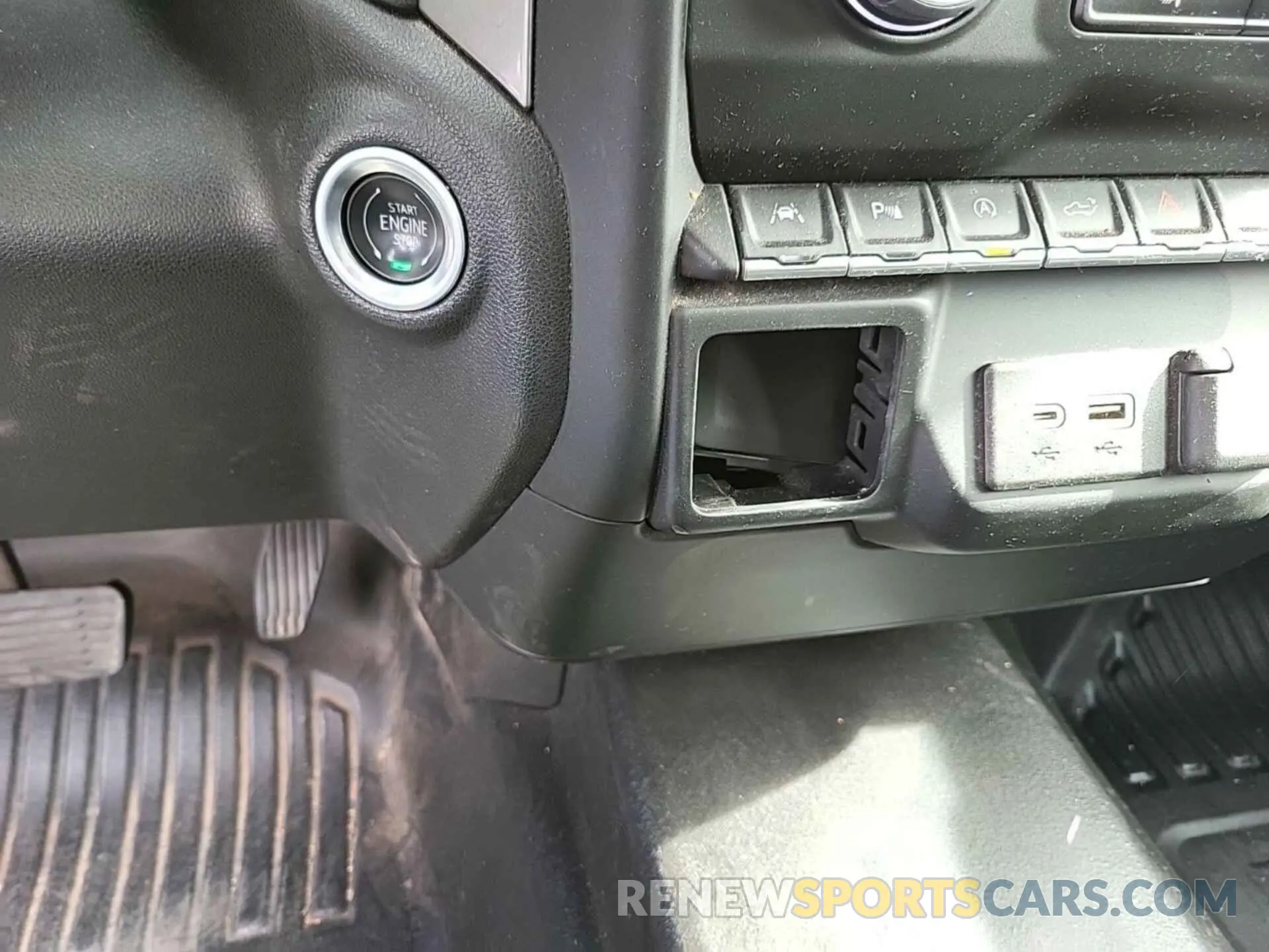 20 Фотография поврежденного автомобиля 1GCUDAED4NZ525590 CHEVROLET SILVERADO 1500 2022