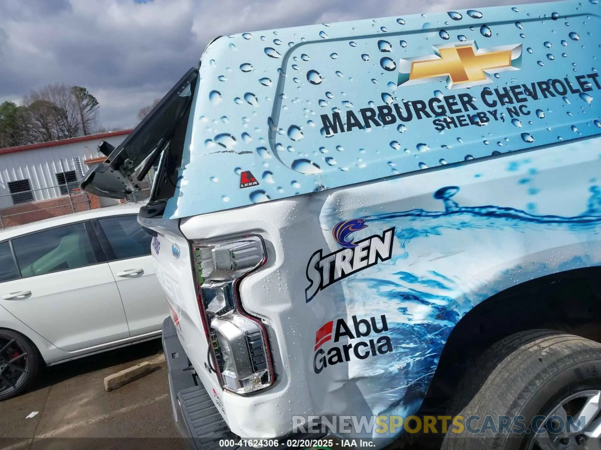 17 Фотография поврежденного автомобиля 1GCUDDED1NZ524429 CHEVROLET SILVERADO 1500 2022