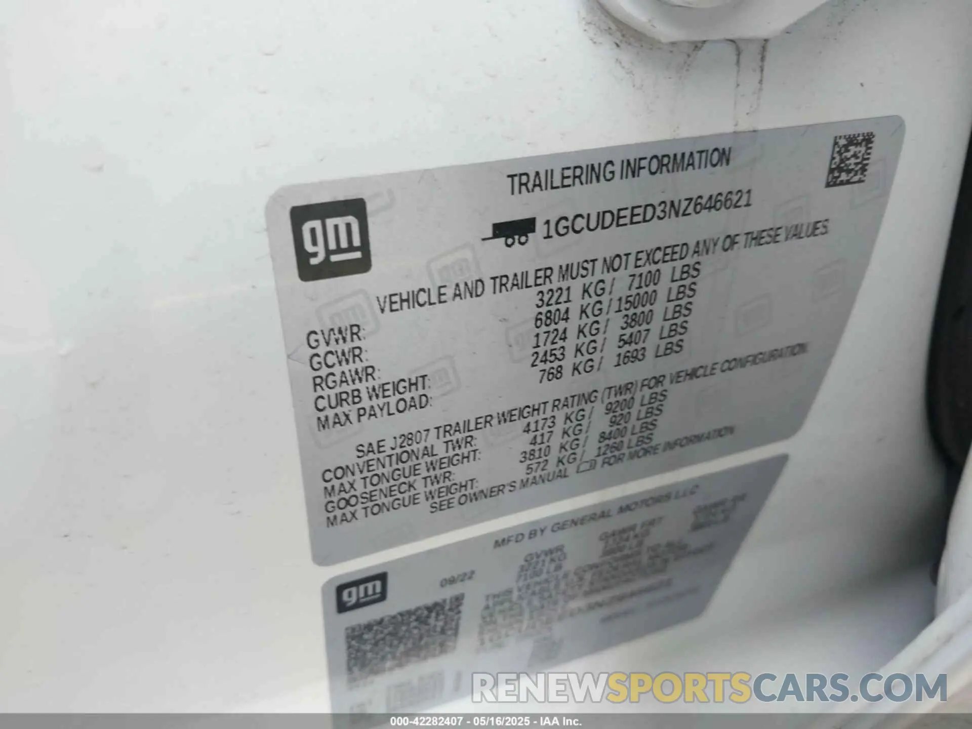 9 Photograph of a damaged car 1GCUDEED3NZ646621 CHEVROLET SILVERADO 1500 2022