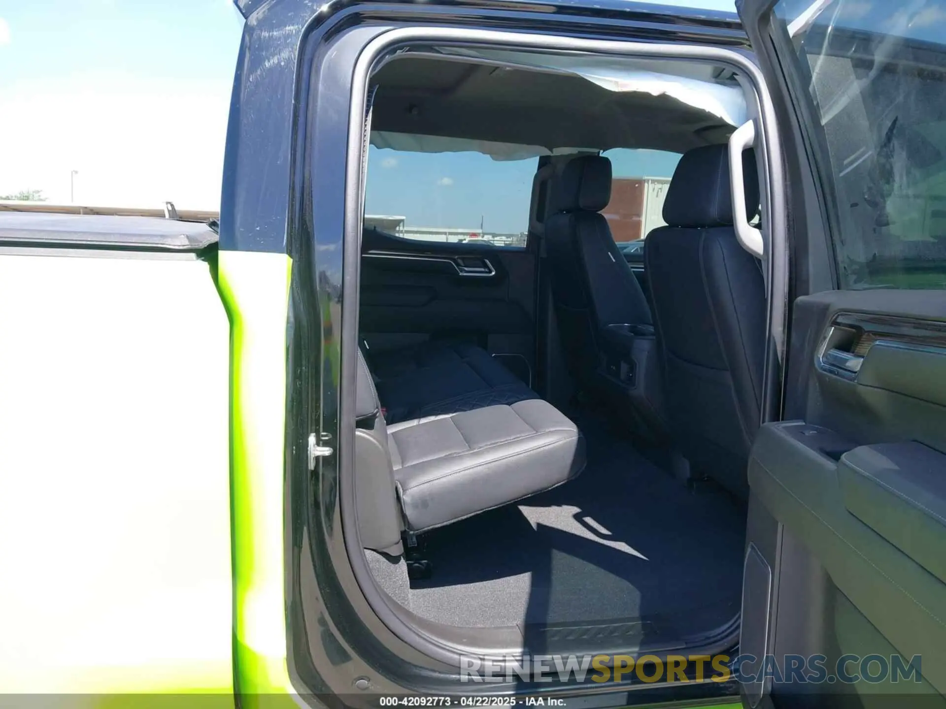 8 Фотография поврежденного автомобиля 1GCUDEED7NZ585337 CHEVROLET SILVERADO 1500 2022