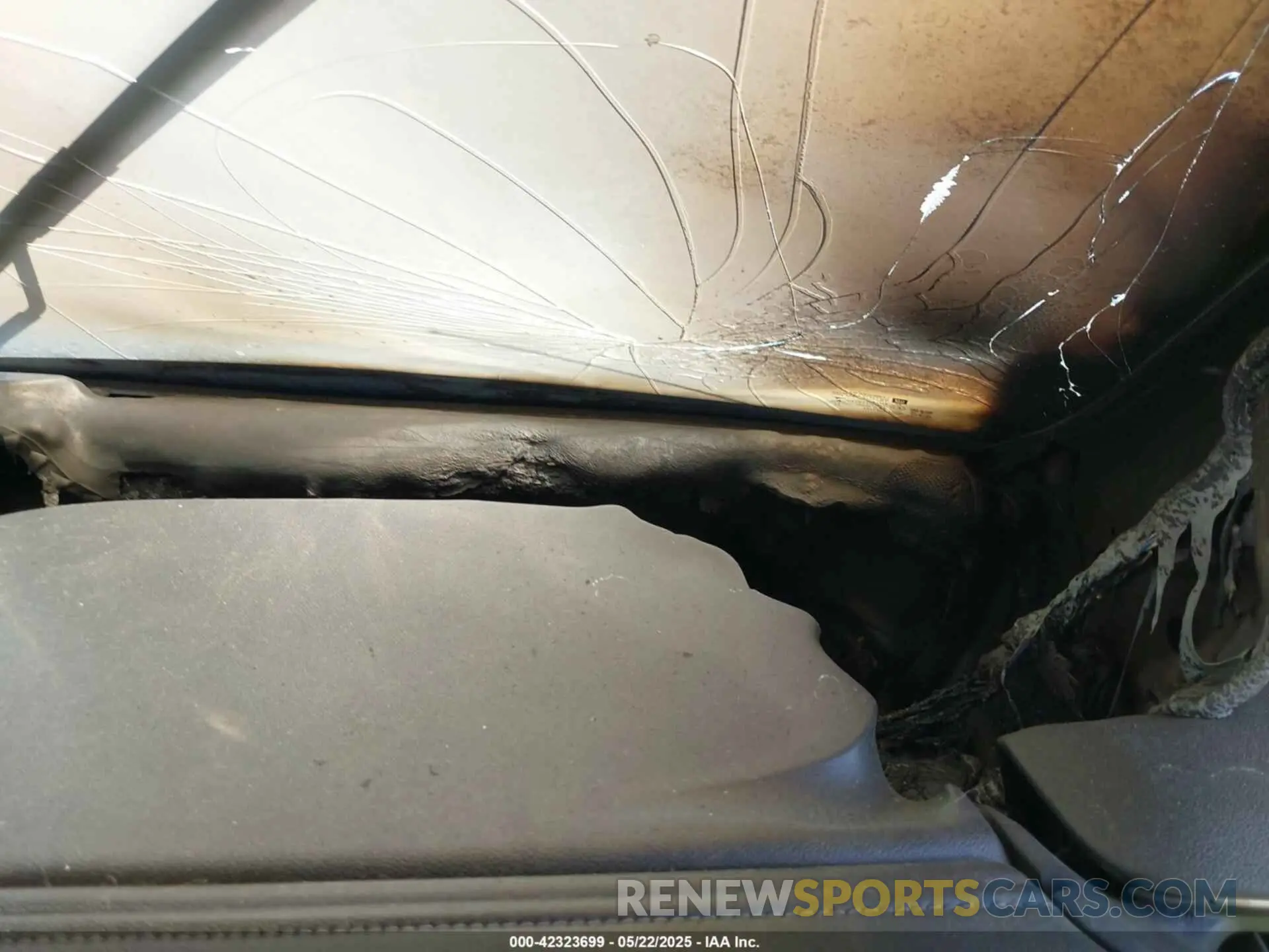 6 Photograph of a damaged car 1GCUDEED8NZ636408 CHEVROLET SILVERADO 1500 2022