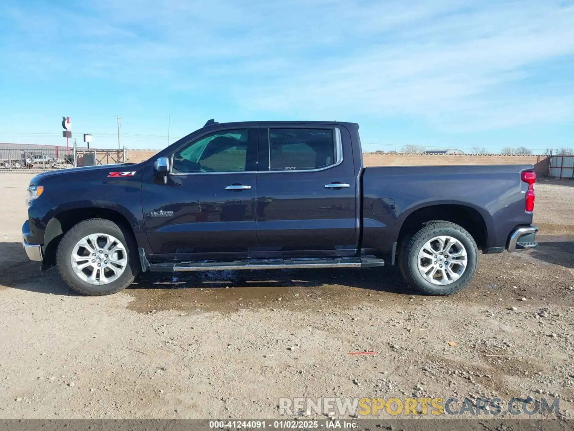 15 Photograph of a damaged car 2GCUDGED0N1506336 CHEVROLET SILVERADO 1500 2022