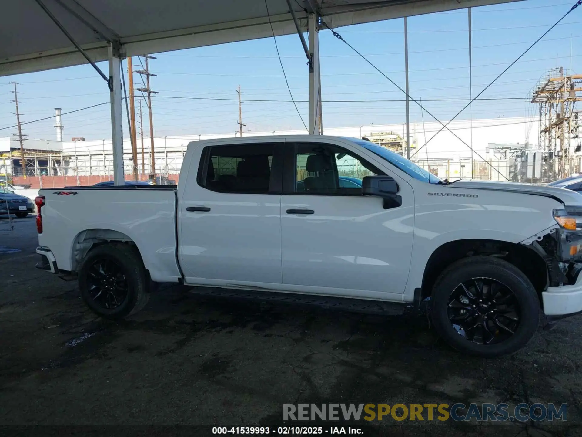 14 Photograph of a damaged car 3GCPDBEK5NG562651 CHEVROLET SILVERADO 1500 2022