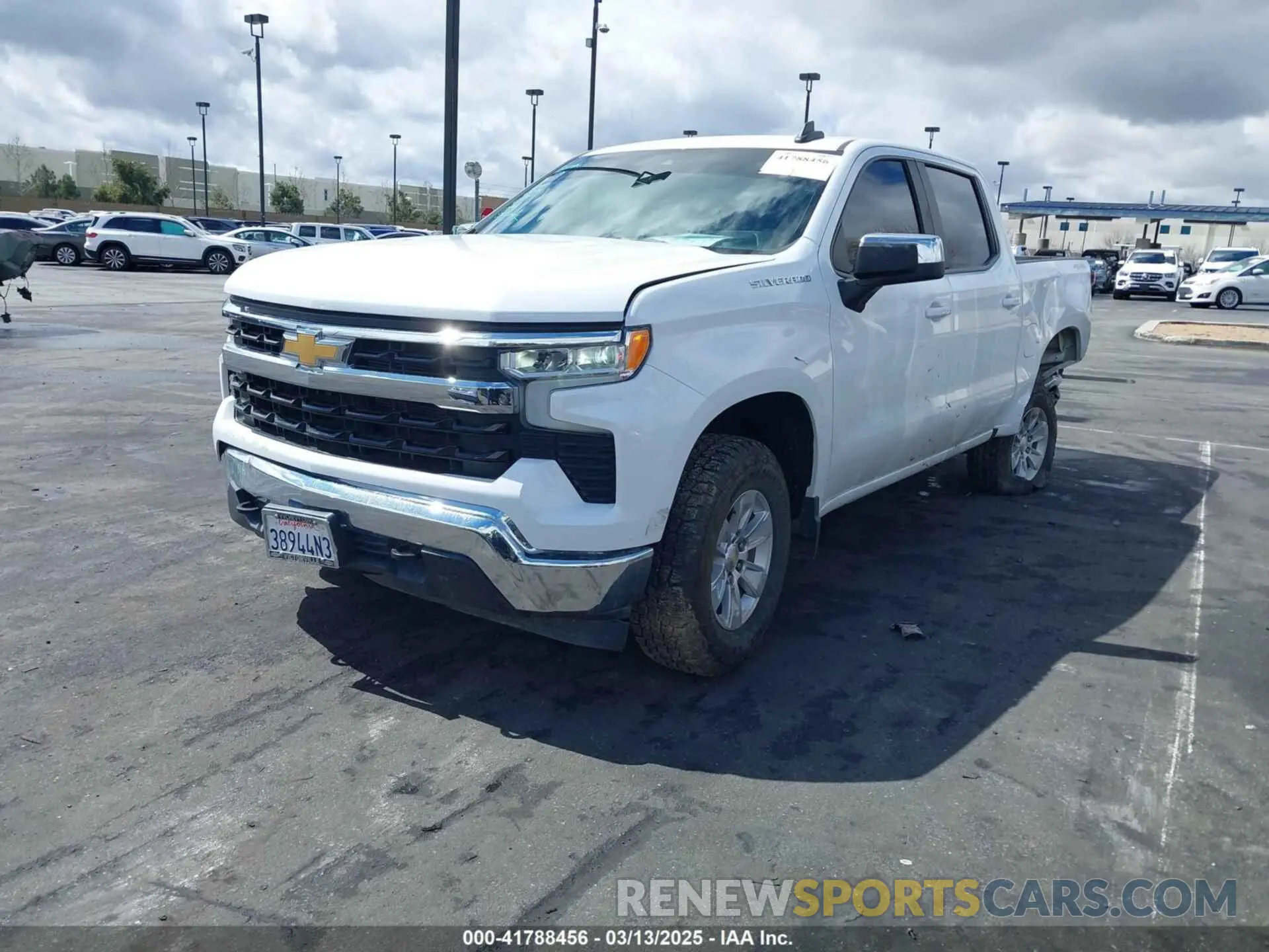 2 Фотография поврежденного автомобиля 3GCUDDED6NG573769 CHEVROLET SILVERADO 1500 2022