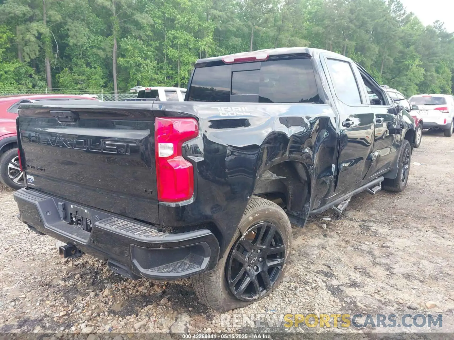 4 Фотография поврежденного автомобиля 3GCUDFEDXNG527387 CHEVROLET SILVERADO 1500 2022