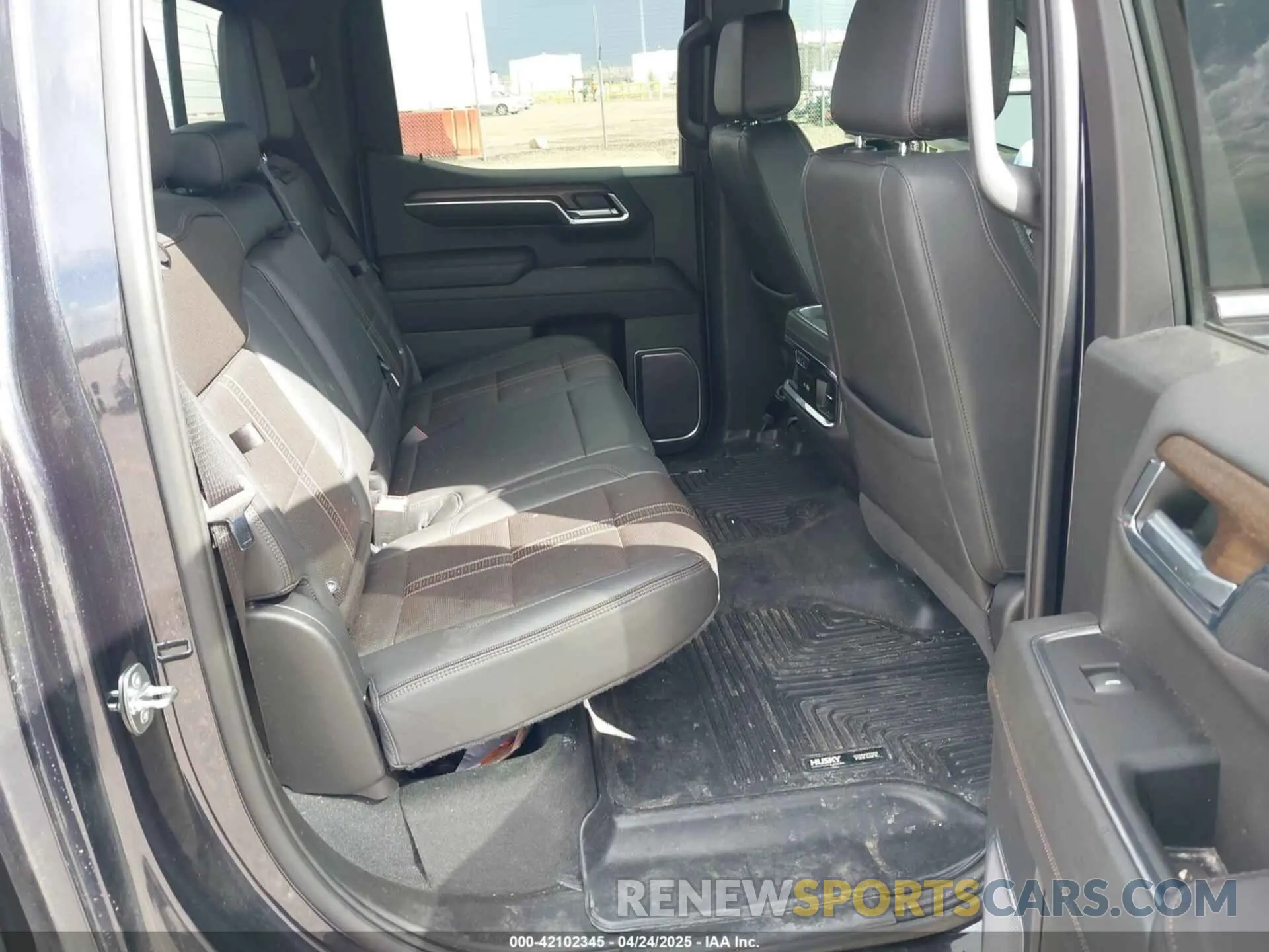 8 Photograph of a damaged car 3GCUDJET8NG690212 CHEVROLET SILVERADO 1500 2022