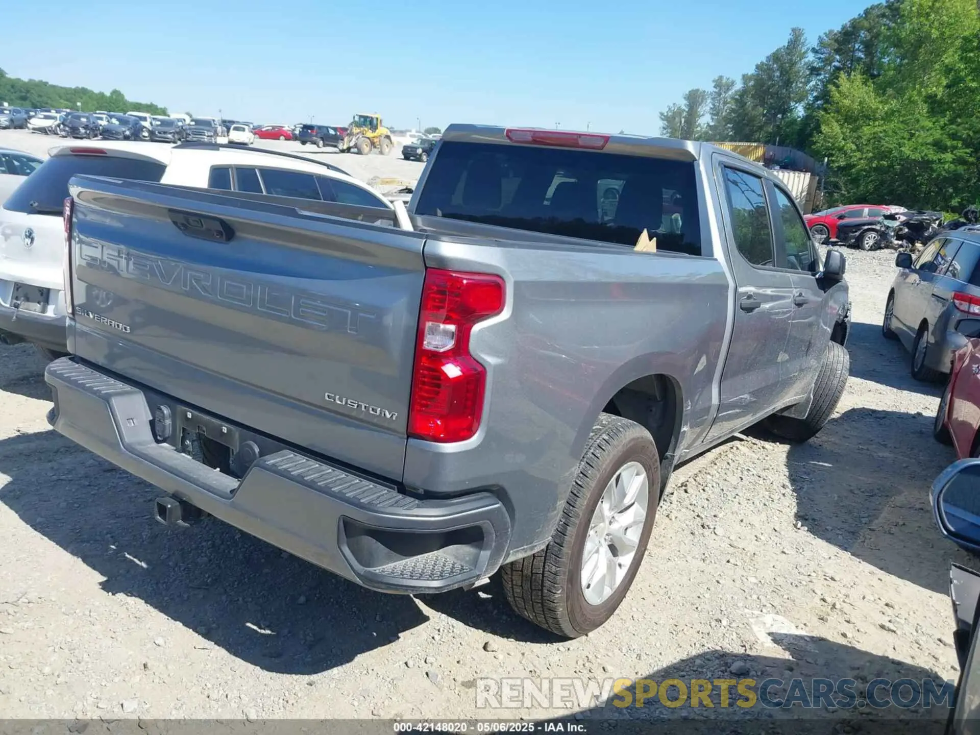 4 Photograph of a damaged car 1GCPABEK1PZ270250 CHEVROLET SILVERADO 1500 2023