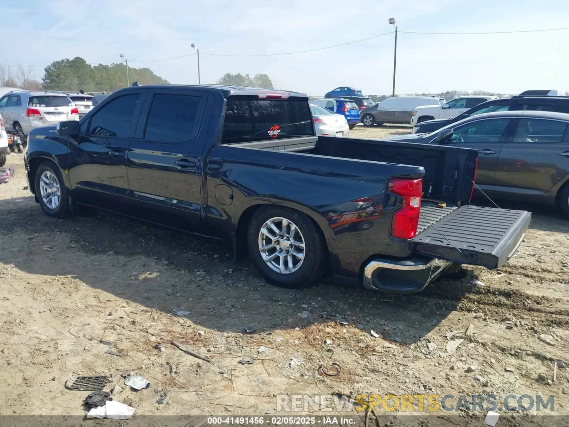 3 Фотография поврежденного автомобиля 1GCPACEK8PZ244590 CHEVROLET SILVERADO 1500 2023
