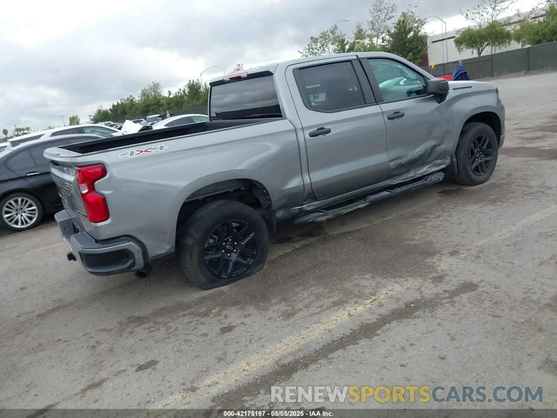 4 Photograph of a damaged car 1GCPDBEK0PZ203081 CHEVROLET SILVERADO 1500 2023