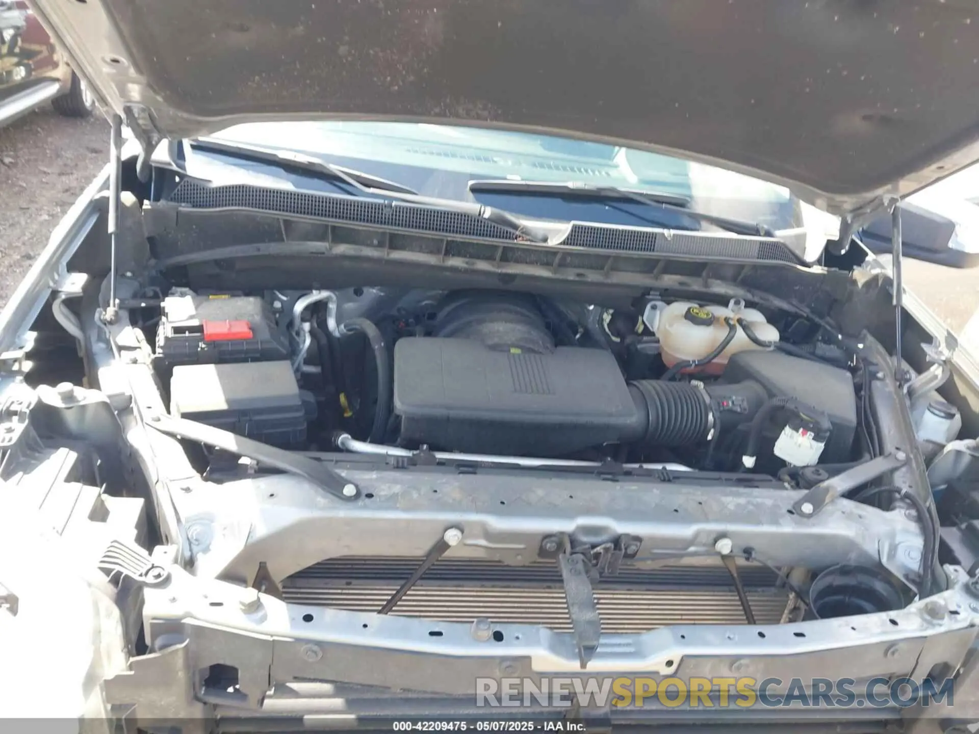 10 Photograph of a damaged car 1GCUDDED4PZ315933 CHEVROLET SILVERADO 1500 2023