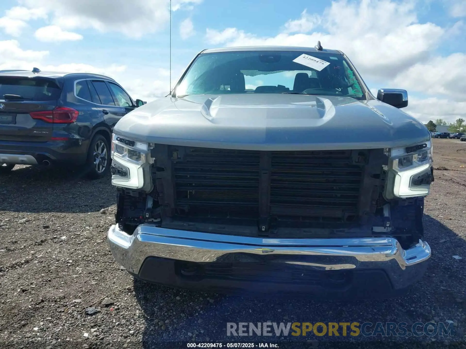 12 Photograph of a damaged car 1GCUDDED4PZ315933 CHEVROLET SILVERADO 1500 2023
