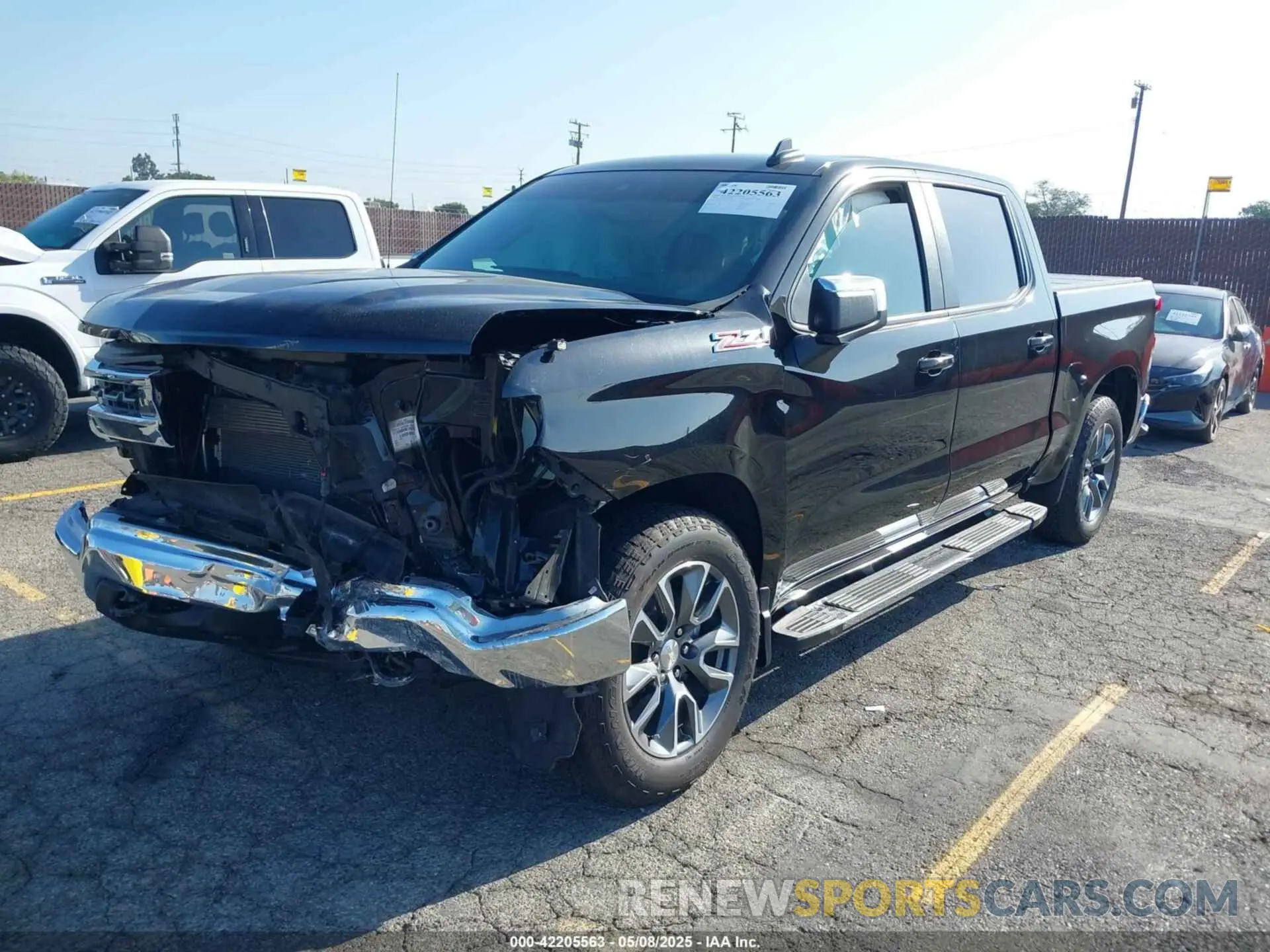 2 Фотография поврежденного автомобиля 1GCUDDED8PZ311819 CHEVROLET SILVERADO 1500 2023