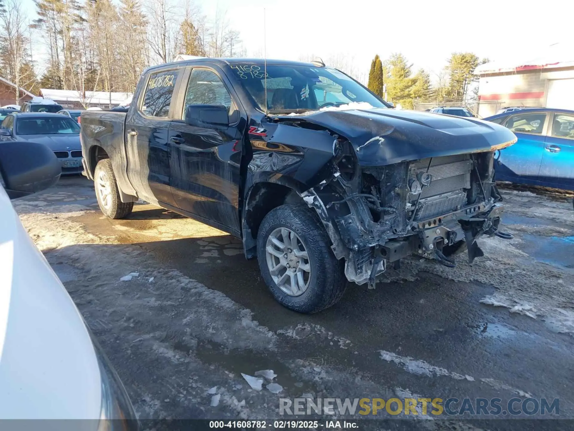 1 Фотография поврежденного автомобиля 1GCUDEE81PZ123622 CHEVROLET SILVERADO 1500 2023