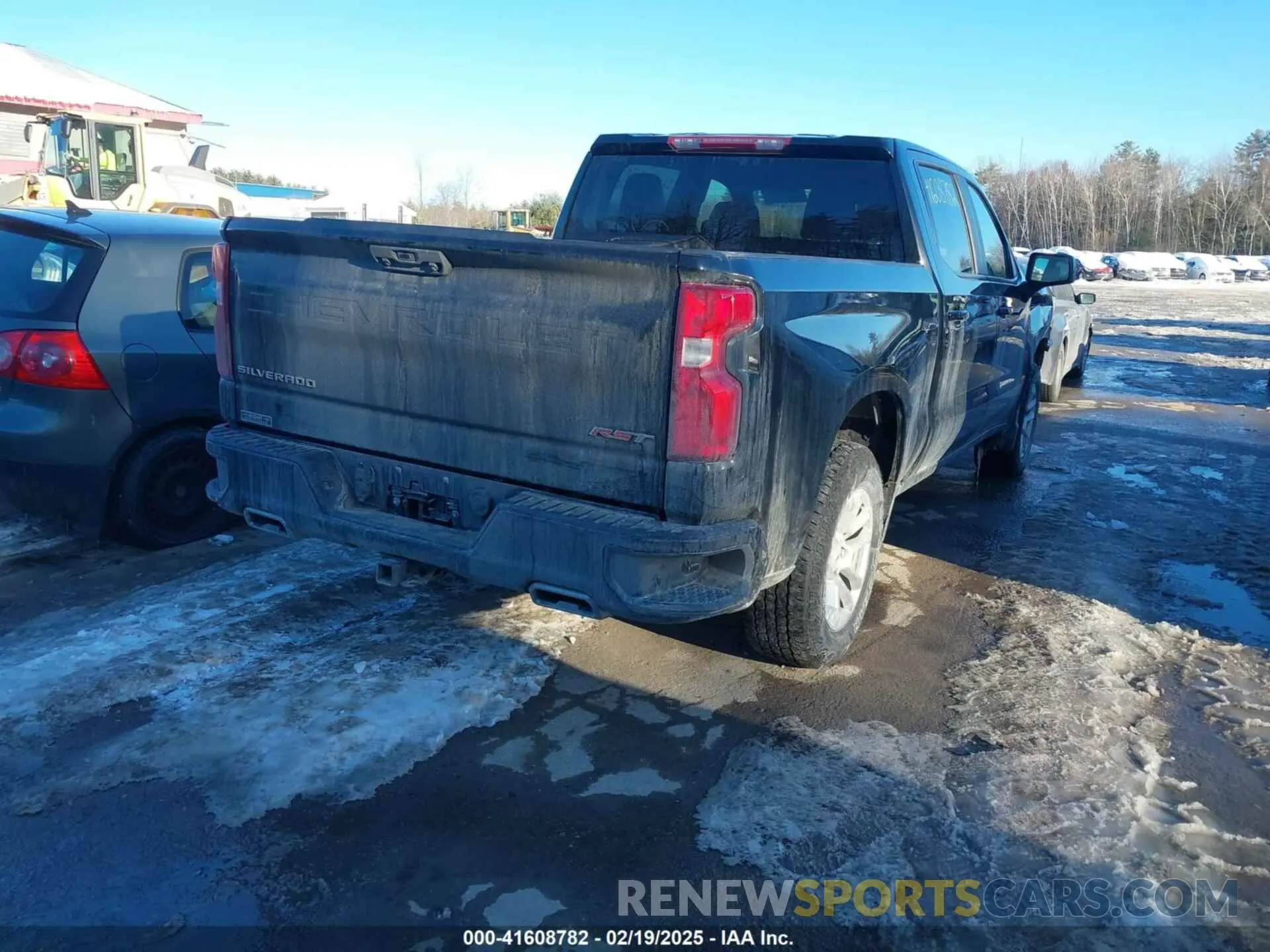 4 Фотография поврежденного автомобиля 1GCUDEE81PZ123622 CHEVROLET SILVERADO 1500 2023
