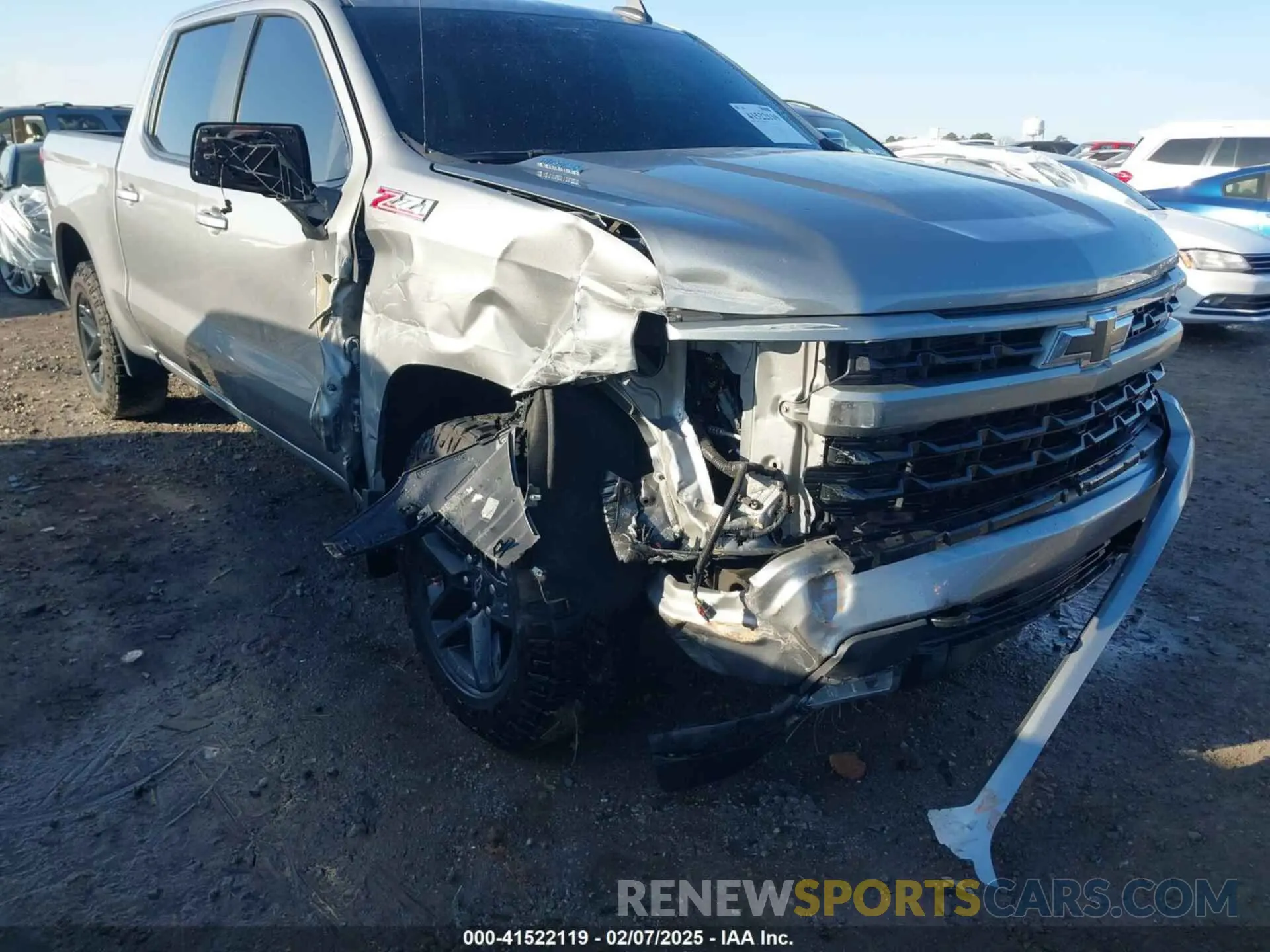 6 Фотография поврежденного автомобиля 1GCUDEE83PZ220384 CHEVROLET SILVERADO 1500 2023