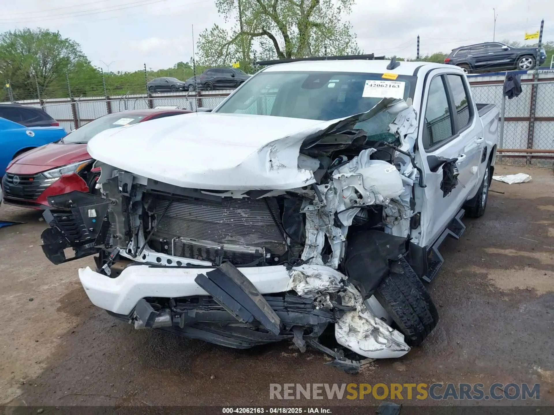 6 Фотография поврежденного автомобиля 1GCUDEE84PZ204646 CHEVROLET SILVERADO 1500 2023