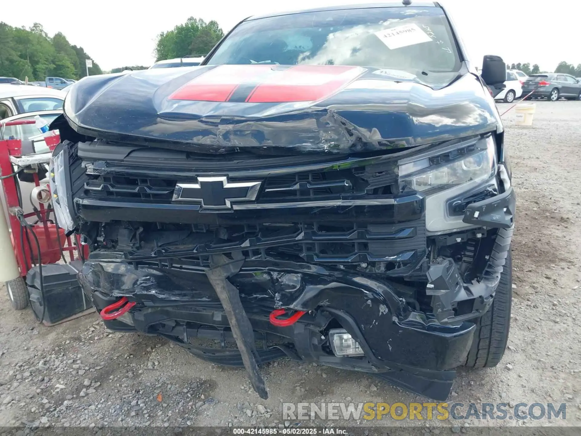 6 Photograph of a damaged car 1GCUDEE88PZ143768 CHEVROLET SILVERADO 1500 2023