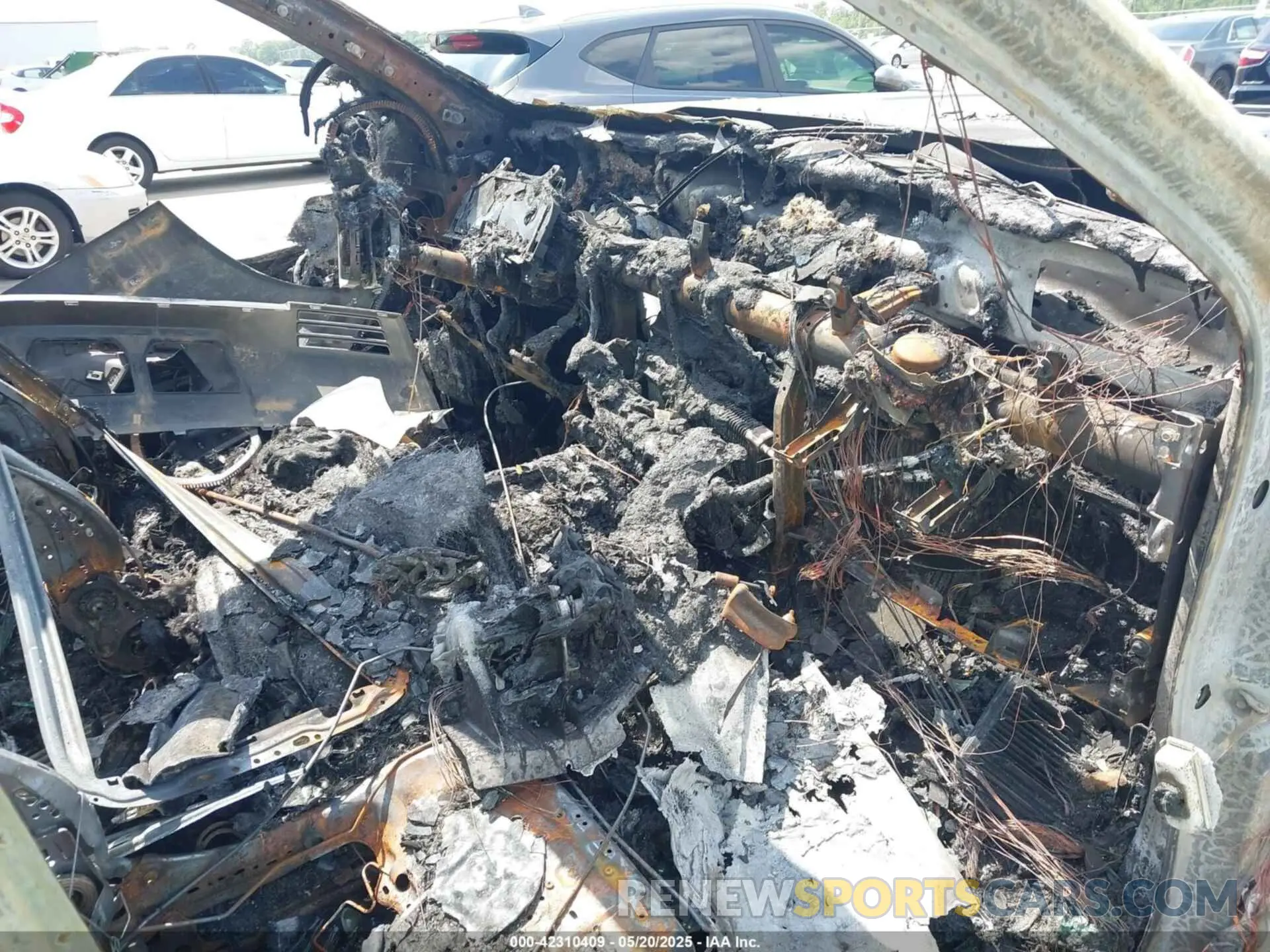 5 Photograph of a damaged car 1GCUDEE8XPZ142475 CHEVROLET SILVERADO 1500 2023