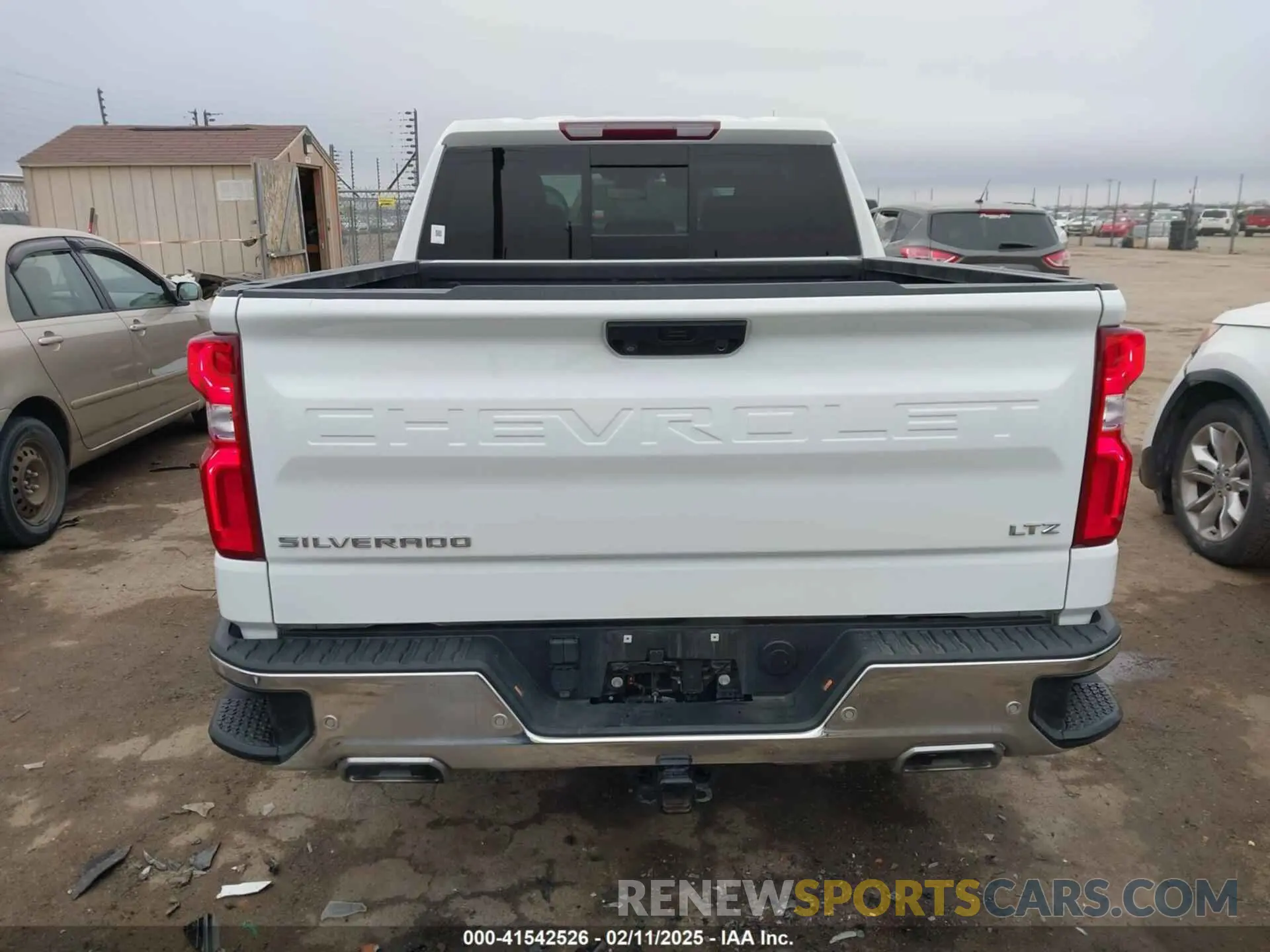 17 Фотография поврежденного автомобиля 1GCUDGED8PZ111413 CHEVROLET SILVERADO 1500 2023