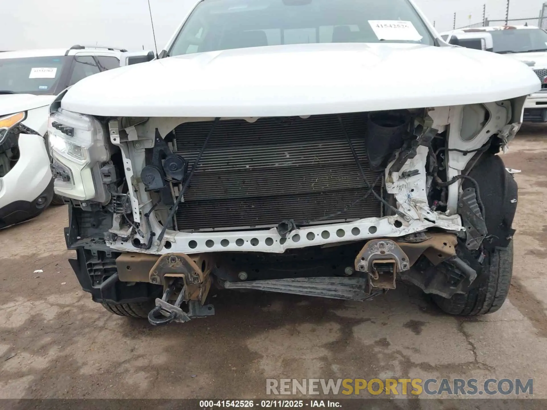 6 Фотография поврежденного автомобиля 1GCUDGED8PZ111413 CHEVROLET SILVERADO 1500 2023