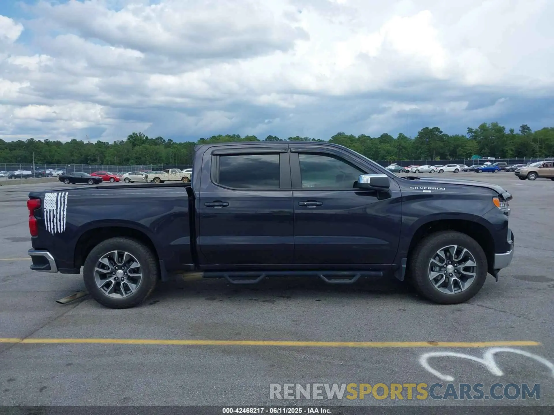 13 Photograph of a damaged car 2GCPACED2P1140798 CHEVROLET SILVERADO 1500 2023