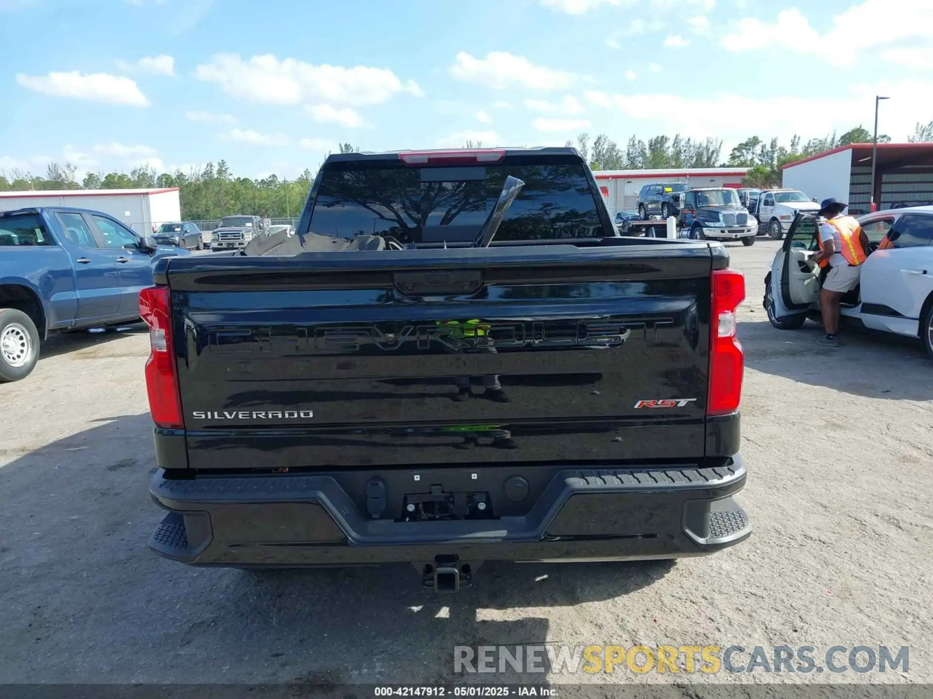 17 Фотография поврежденного автомобиля 2GCPADED5P1154457 CHEVROLET SILVERADO 1500 2023