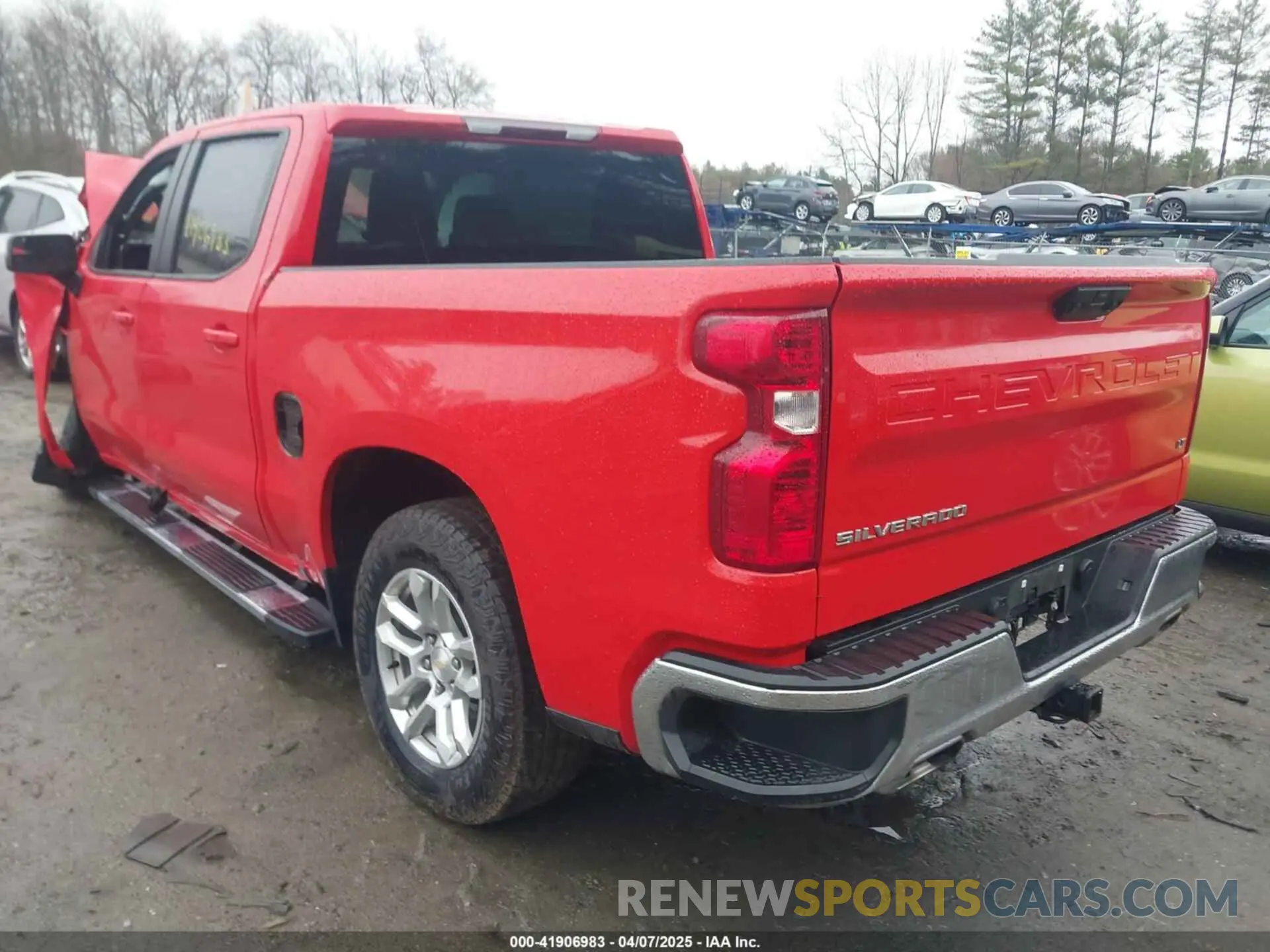 3 Photograph of a damaged car 2GCUDDED4P1137188 CHEVROLET SILVERADO 1500 2023