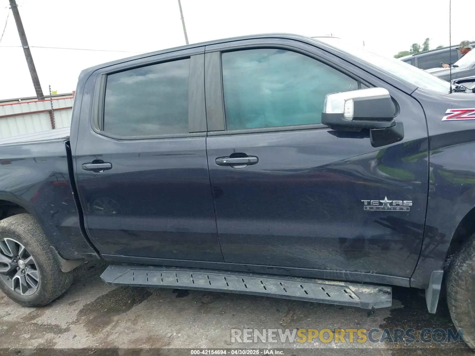 12 Фотография поврежденного автомобиля 2GCUDDED8P1140935 CHEVROLET SILVERADO 1500 2023