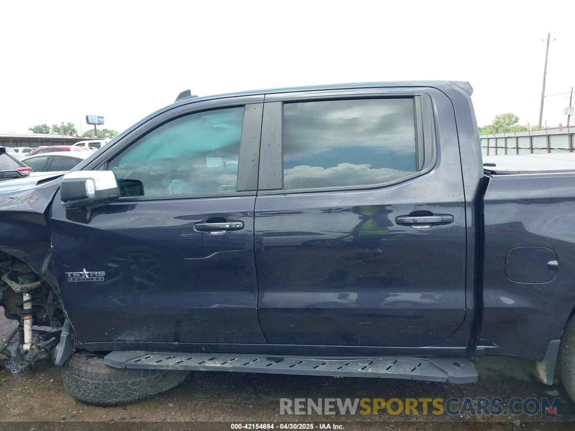 13 Фотография поврежденного автомобиля 2GCUDDED8P1140935 CHEVROLET SILVERADO 1500 2023
