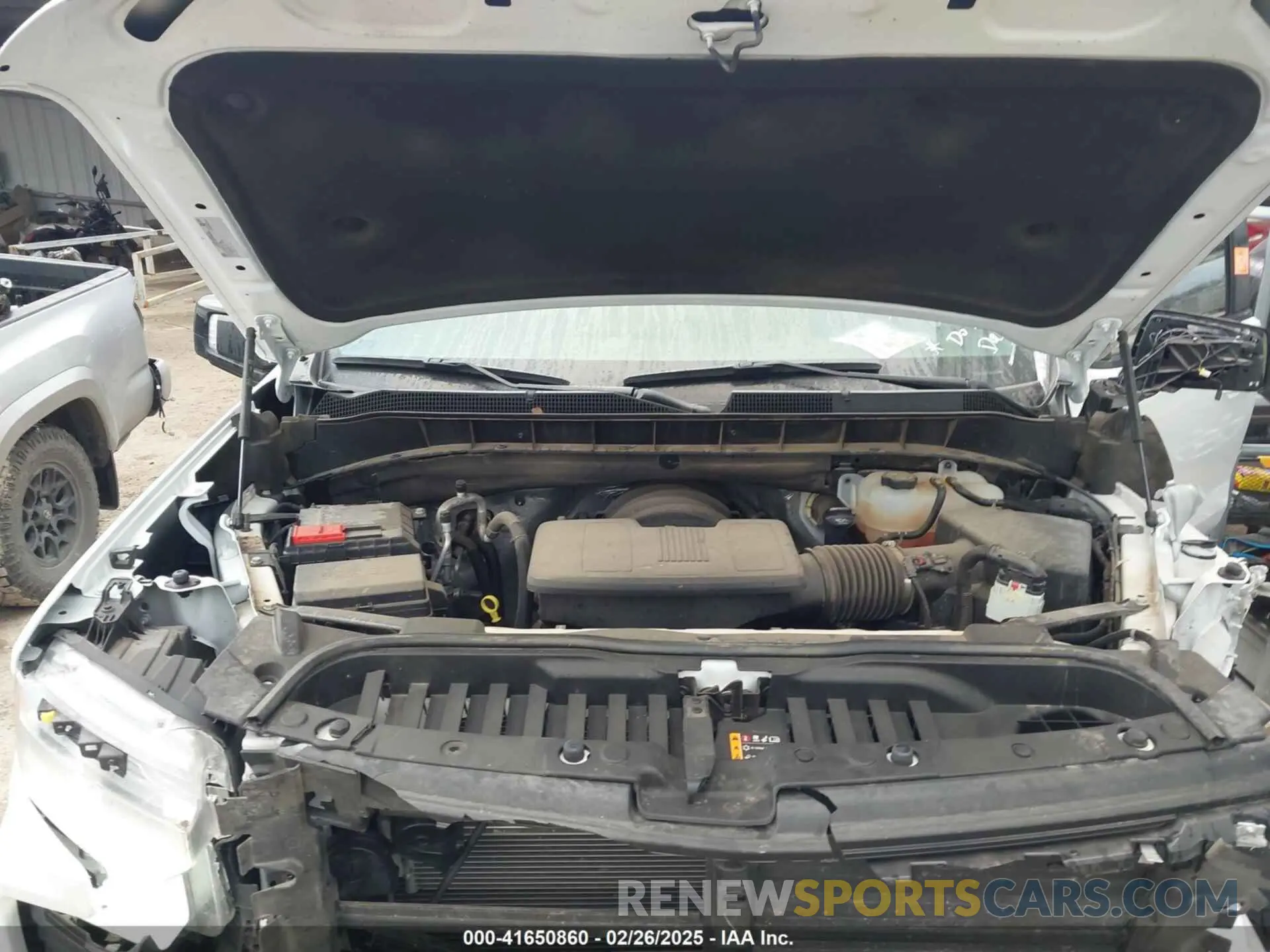 10 Photograph of a damaged car 2GCUDEEDXP1128436 CHEVROLET SILVERADO 1500 2023