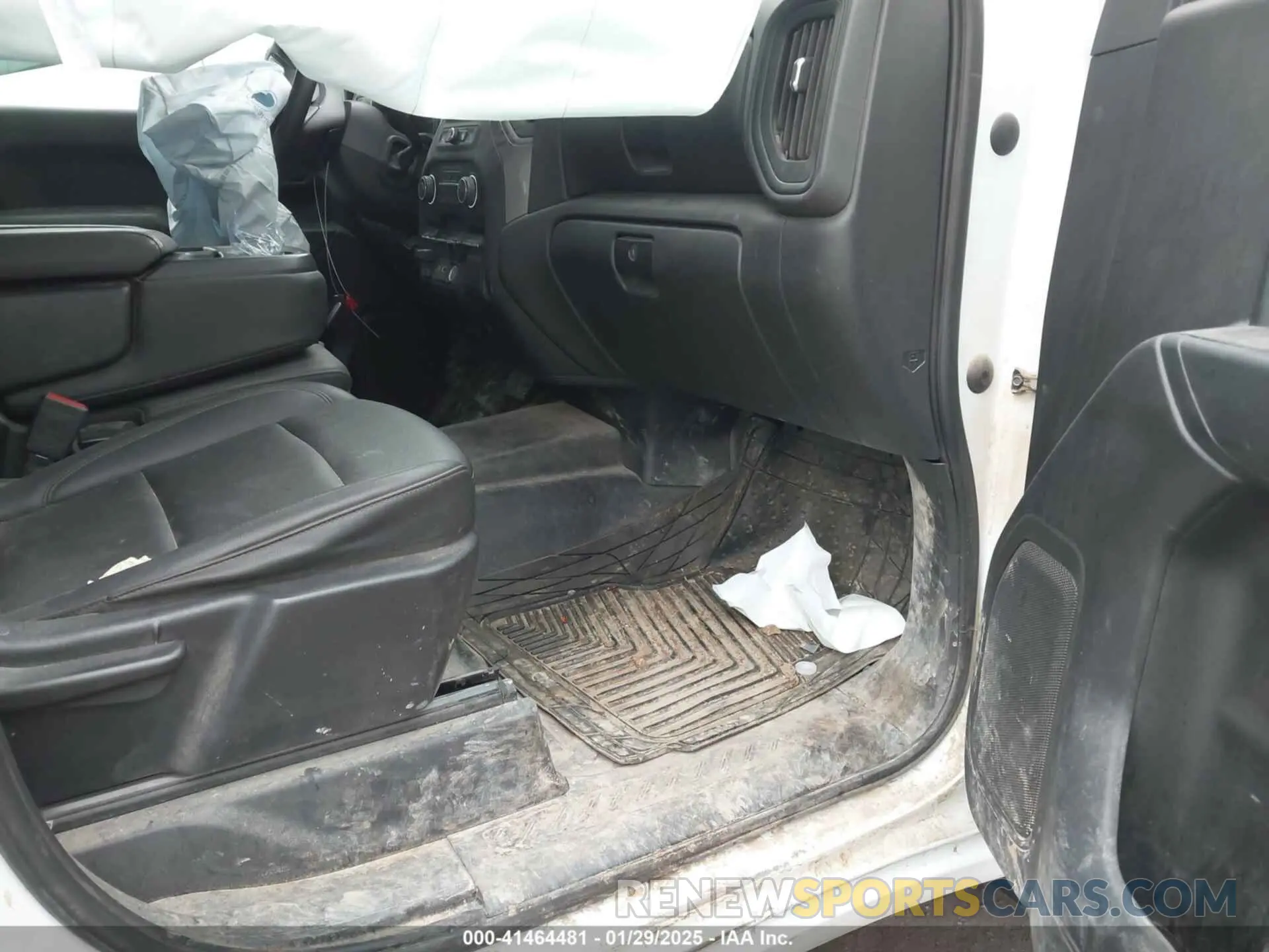 5 Photograph of a damaged car 3GCPAAEK9PG306874 CHEVROLET SILVERADO 1500 2023