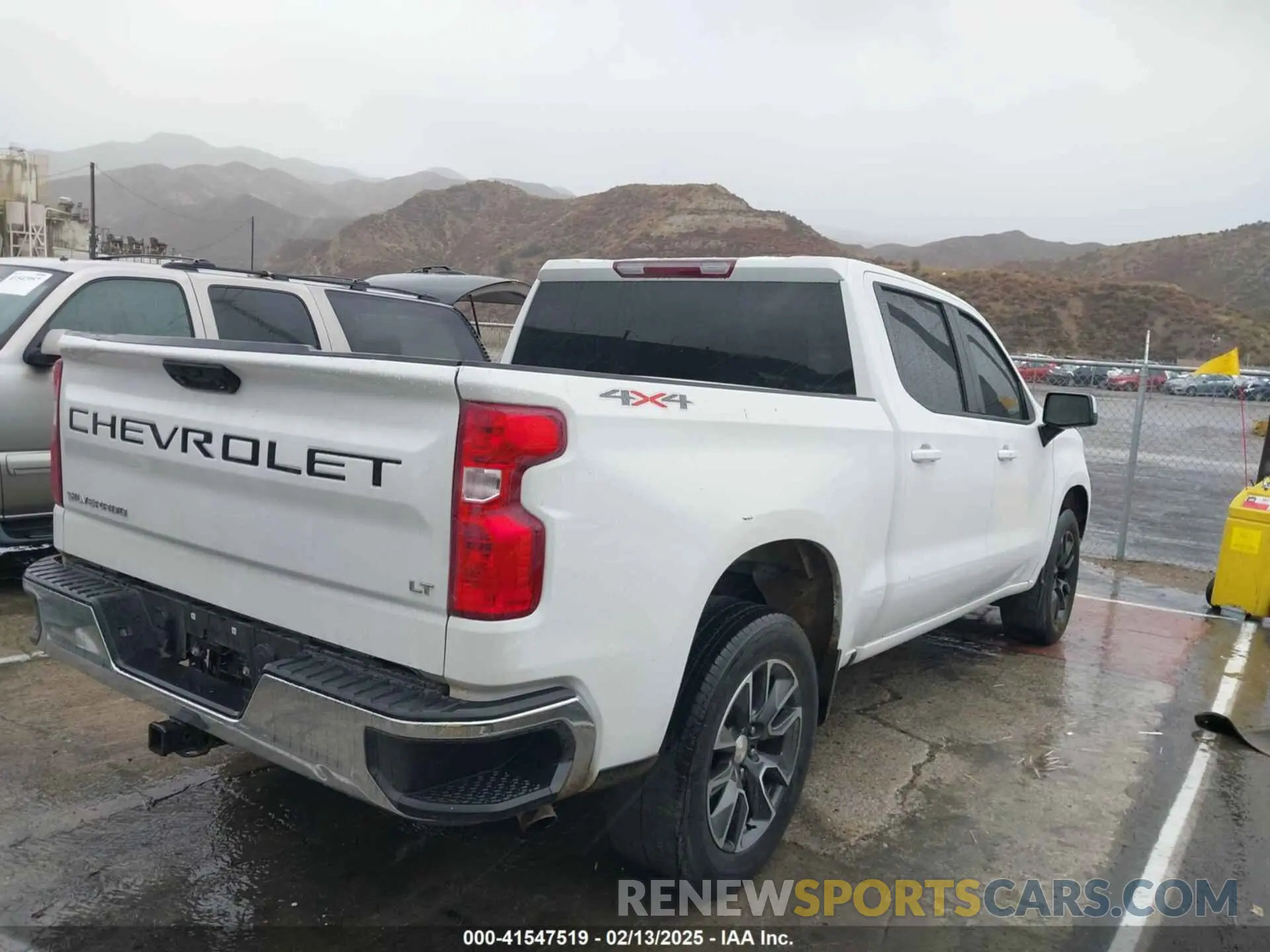 4 Фотография поврежденного автомобиля 3GCPDKEK1PG255495 CHEVROLET SILVERADO 1500 2023
