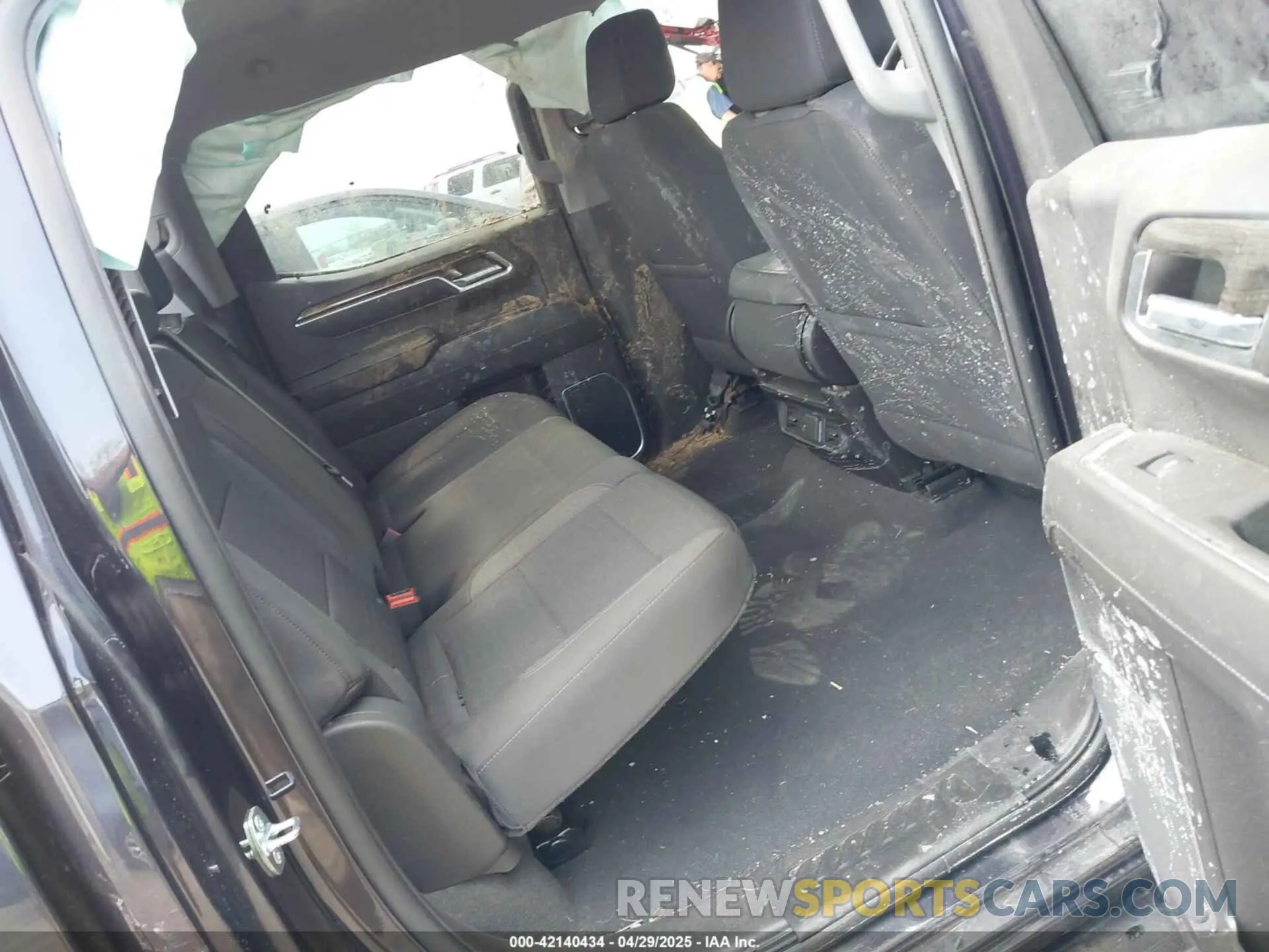 8 Photograph of a damaged car 3GCPDKEK8PG260418 CHEVROLET SILVERADO 1500 2023