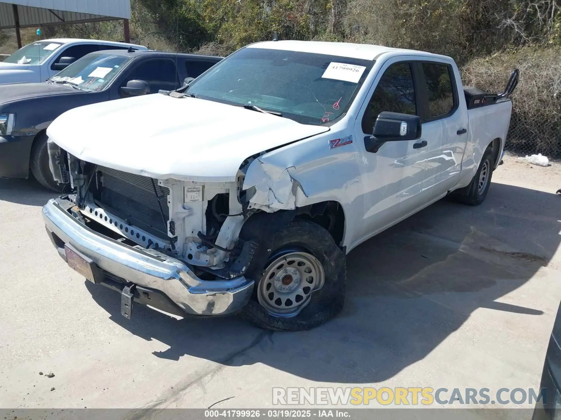 2 Фотография поврежденного автомобиля 3GCUDAED2PG120346 CHEVROLET SILVERADO 1500 2023