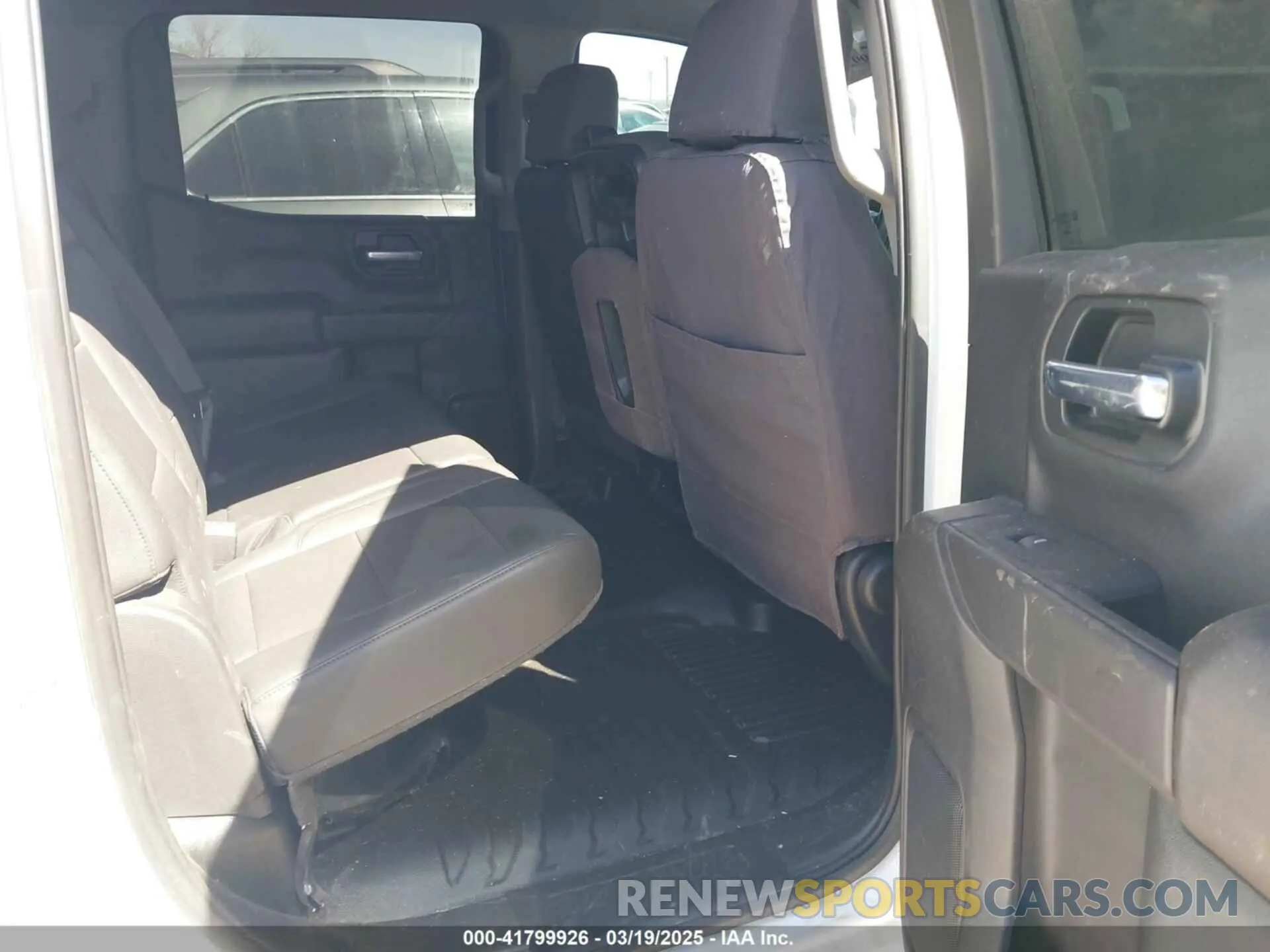 8 Фотография поврежденного автомобиля 3GCUDAED2PG120346 CHEVROLET SILVERADO 1500 2023