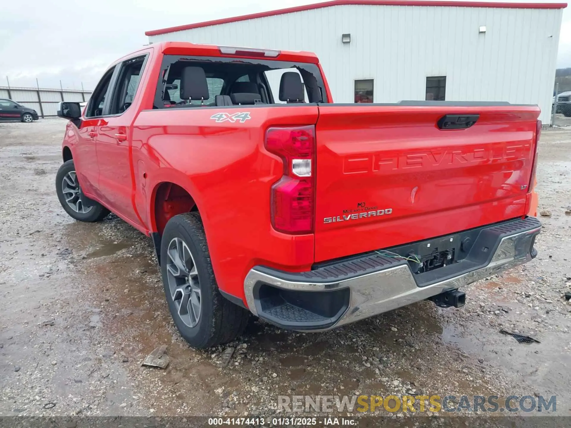3 Photograph of a damaged car 3GCUDDED4PG258486 CHEVROLET SILVERADO 1500 2023