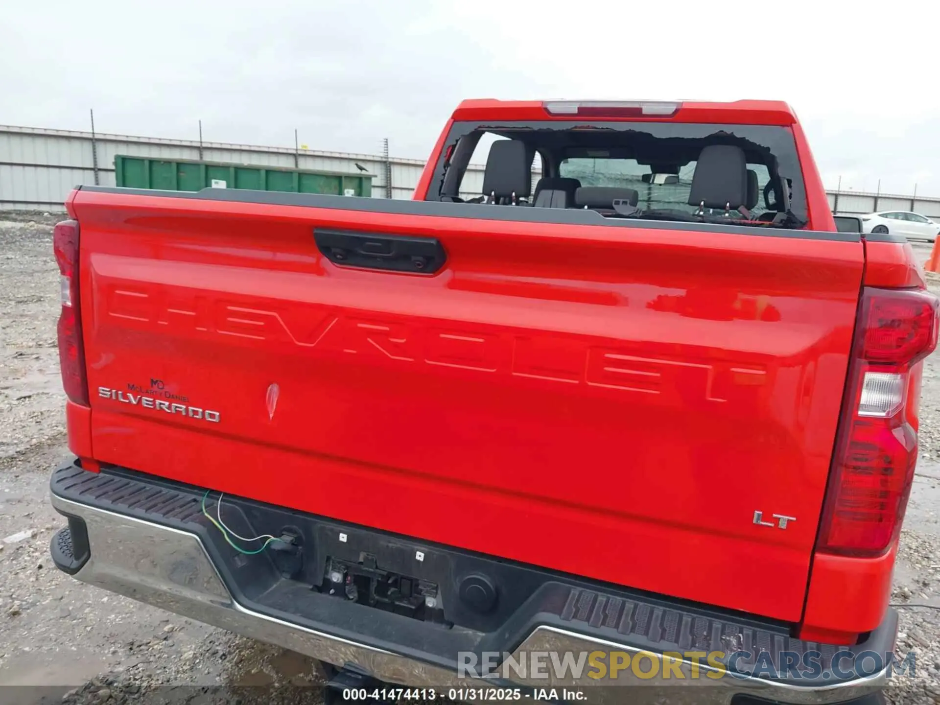 6 Photograph of a damaged car 3GCUDDED4PG258486 CHEVROLET SILVERADO 1500 2023