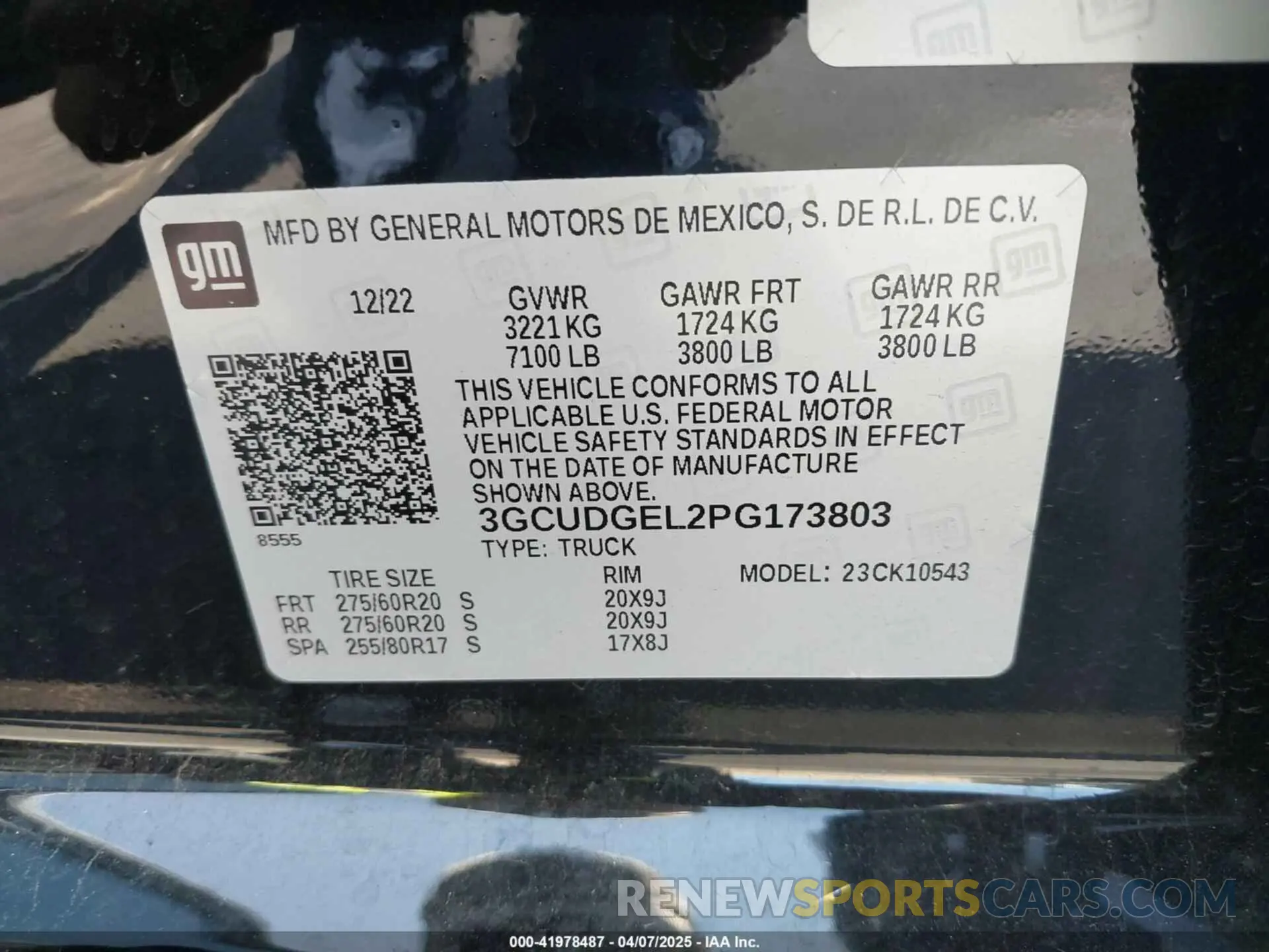 9 Photograph of a damaged car 3GCUDGEL2PG173803 CHEVROLET SILVERADO 1500 2023