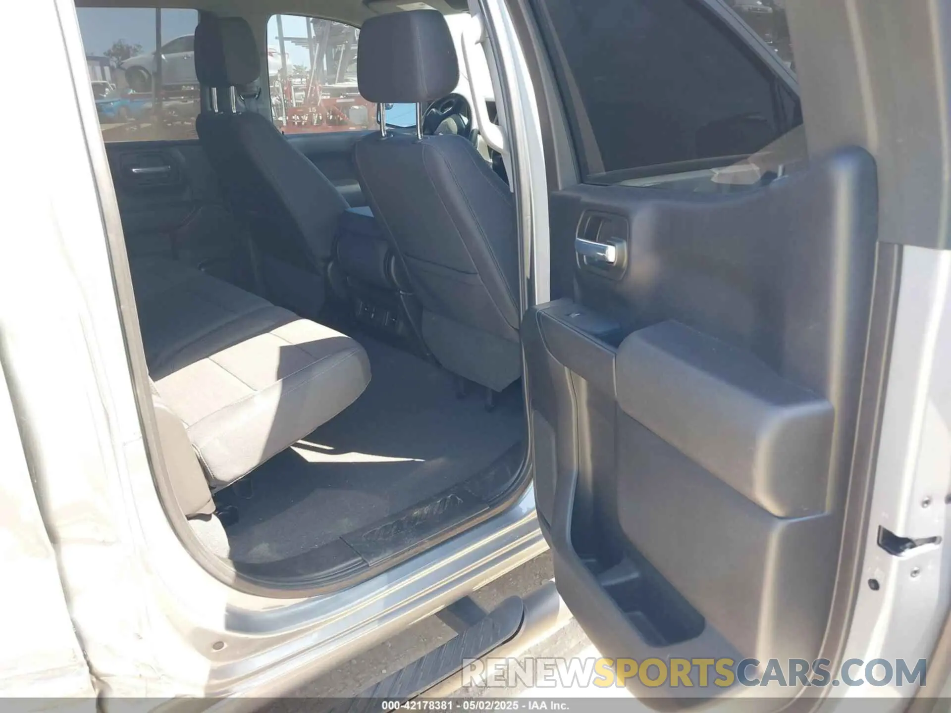 8 Photograph of a damaged car 1GCPABEK9RZ127565 CHEVROLET SILVERADO 1500 2024