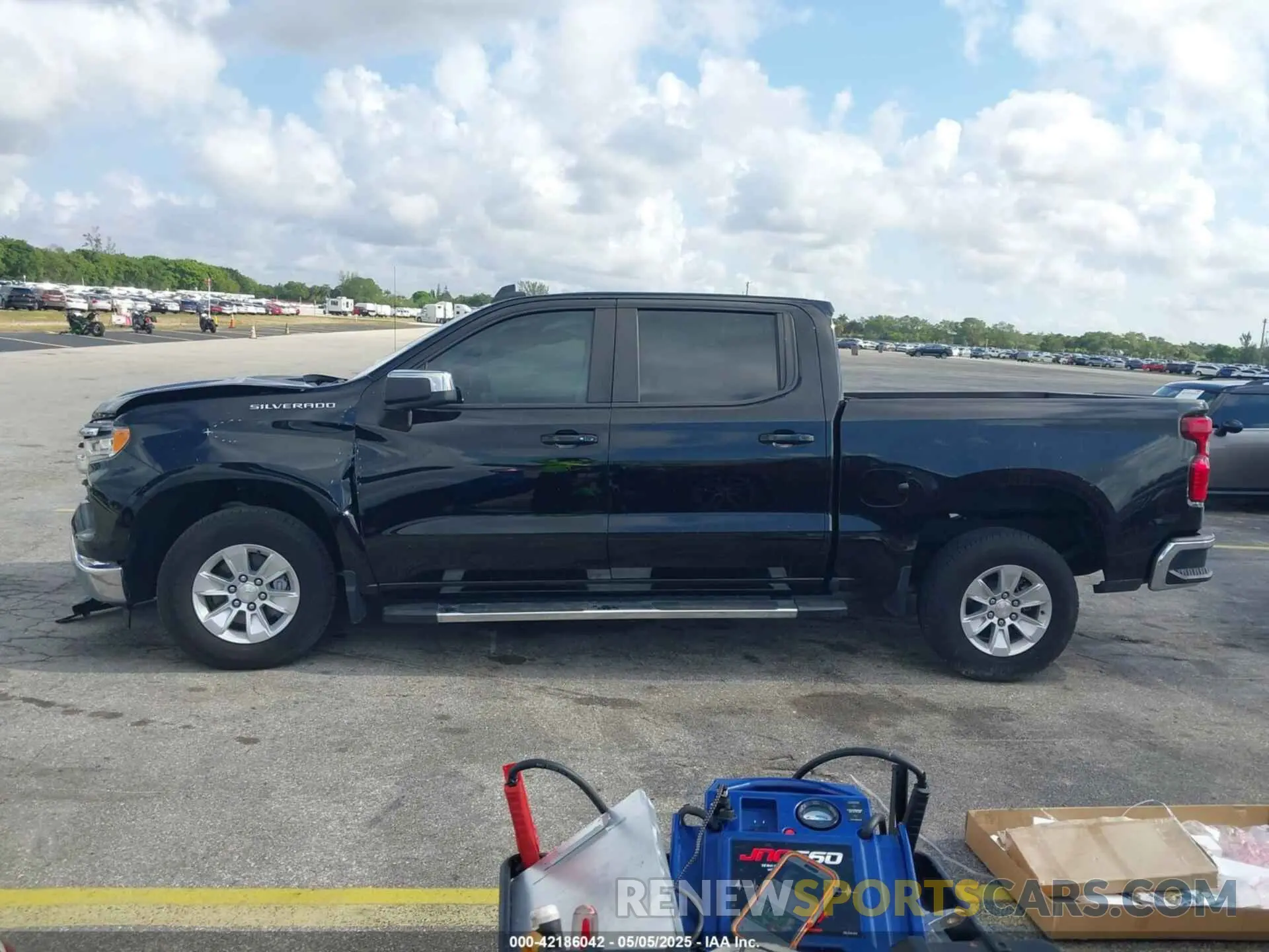 14 Photograph of a damaged car 1GCPACEK3RZ172202 CHEVROLET SILVERADO 1500 2024