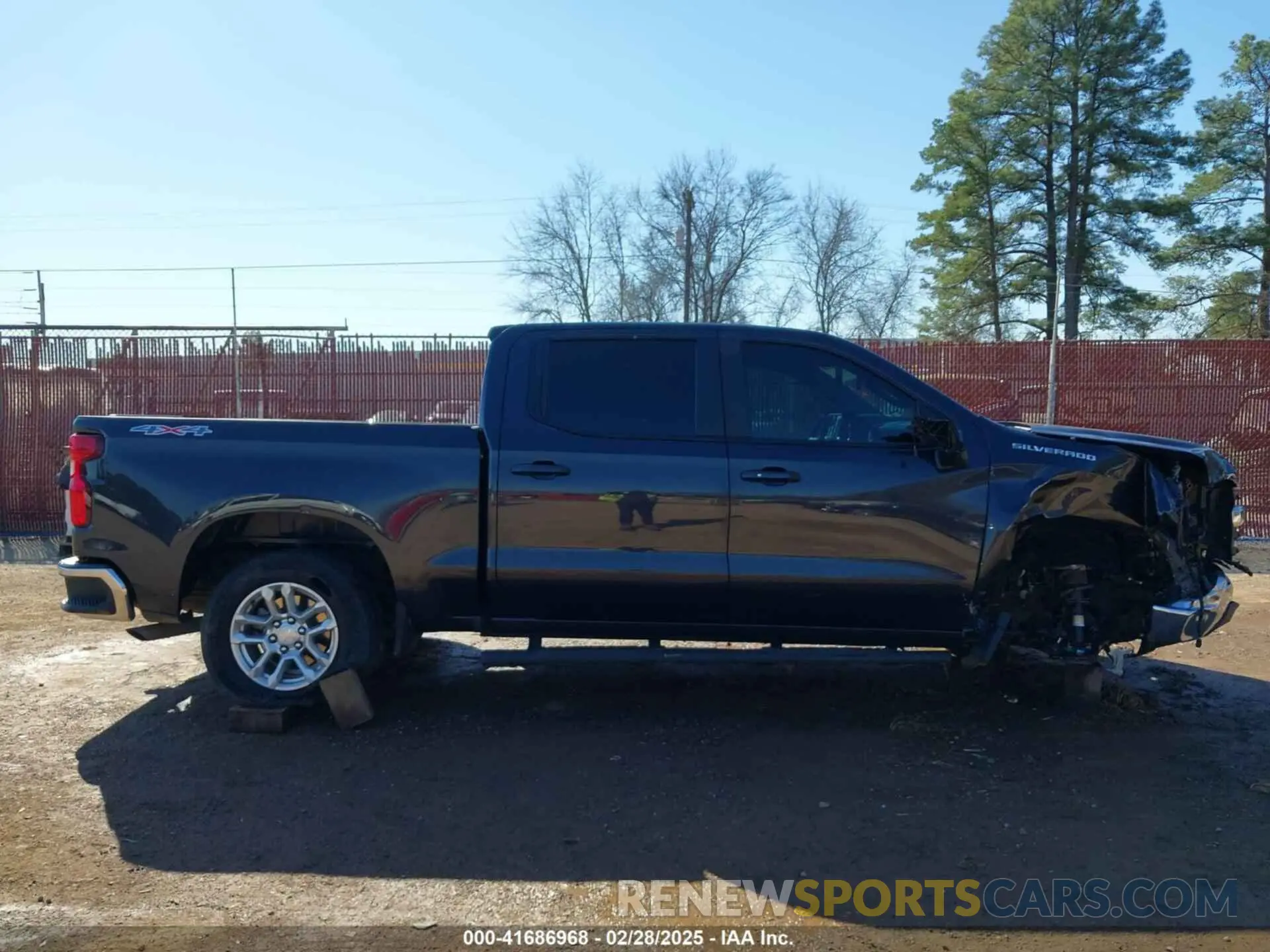 14 Фотография поврежденного автомобиля 1GCPDKEK1RZ112047 CHEVROLET SILVERADO 1500 2024