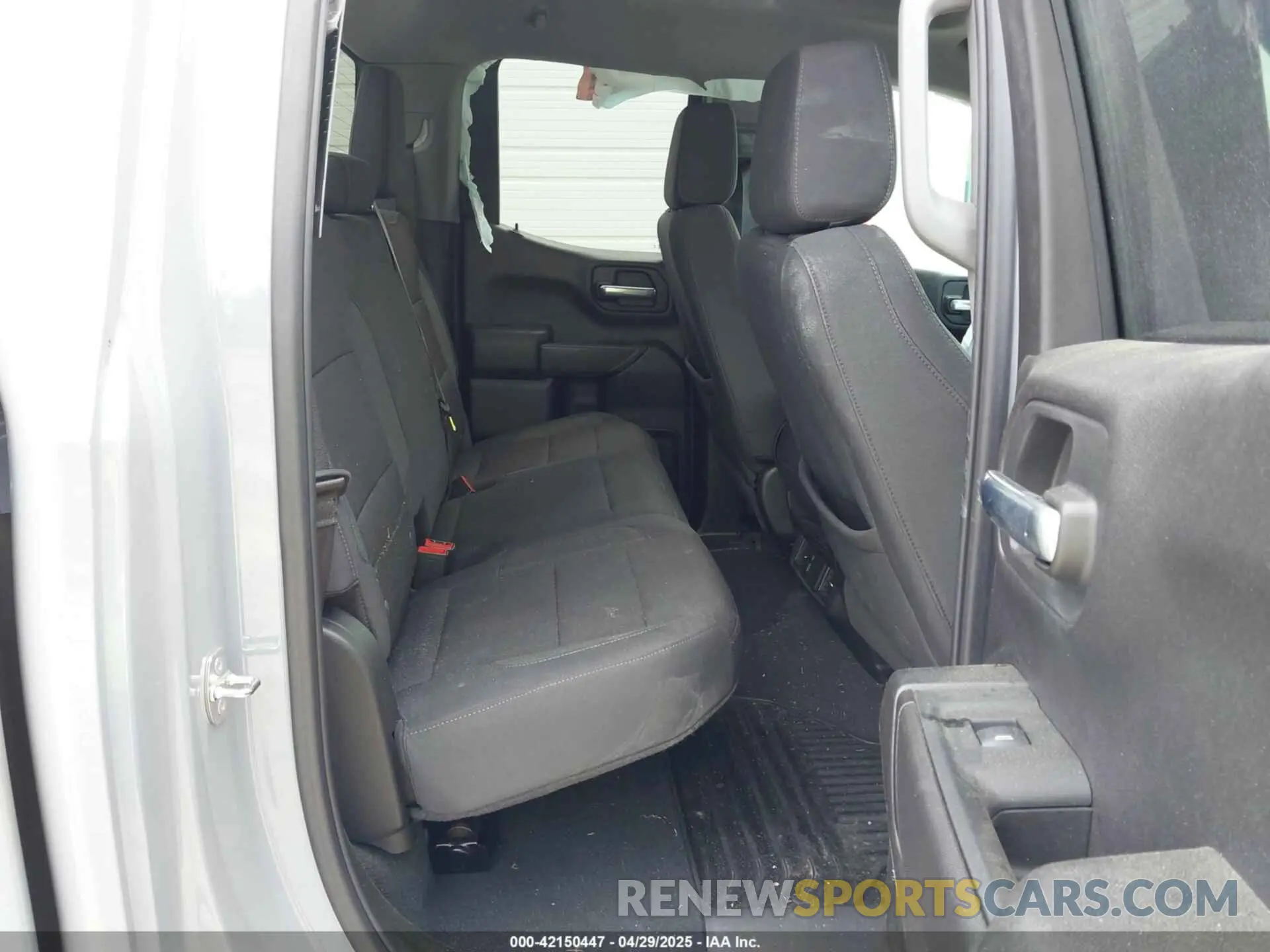 8 Фотография поврежденного автомобиля 1GCRABEK5RZ378964 CHEVROLET SILVERADO 1500 2024