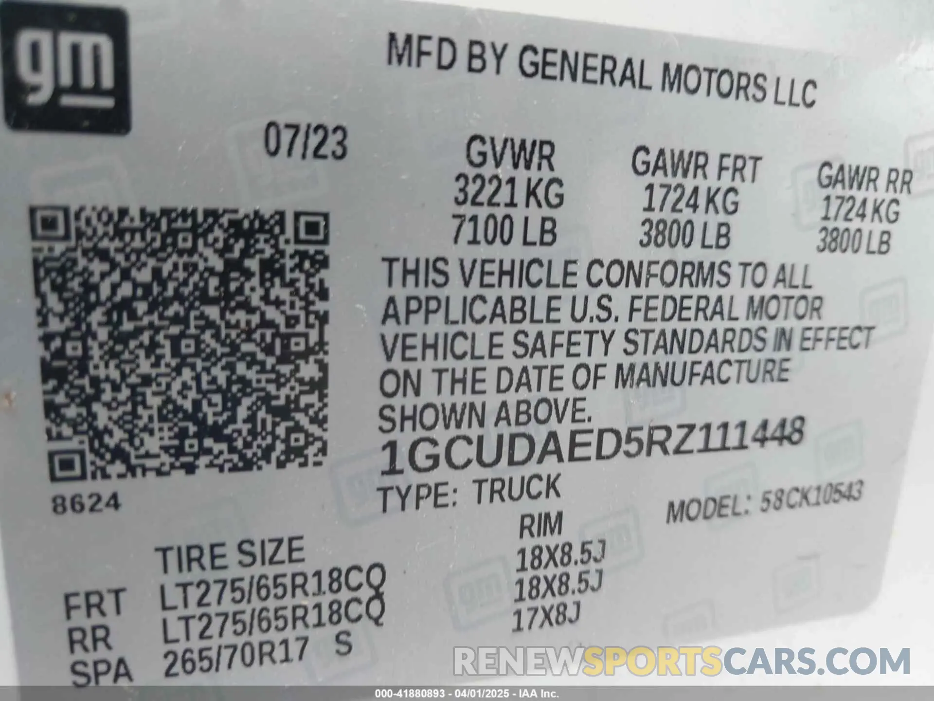 9 Photograph of a damaged car 1GCUDAED5RZ111448 CHEVROLET SILVERADO 1500 2024