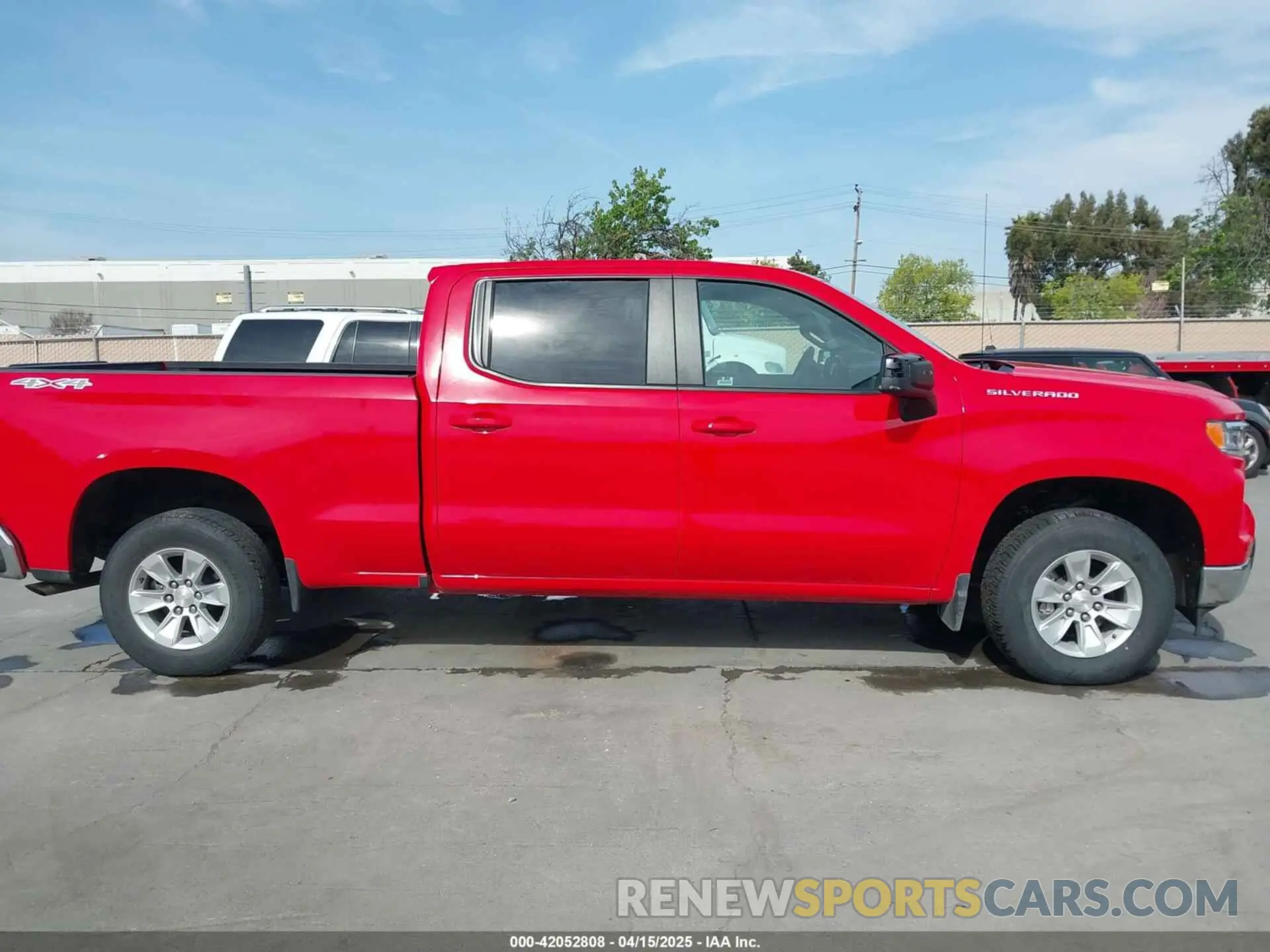 13 Photograph of a damaged car 1GCUDDED1RZ221091 CHEVROLET SILVERADO 1500 2024