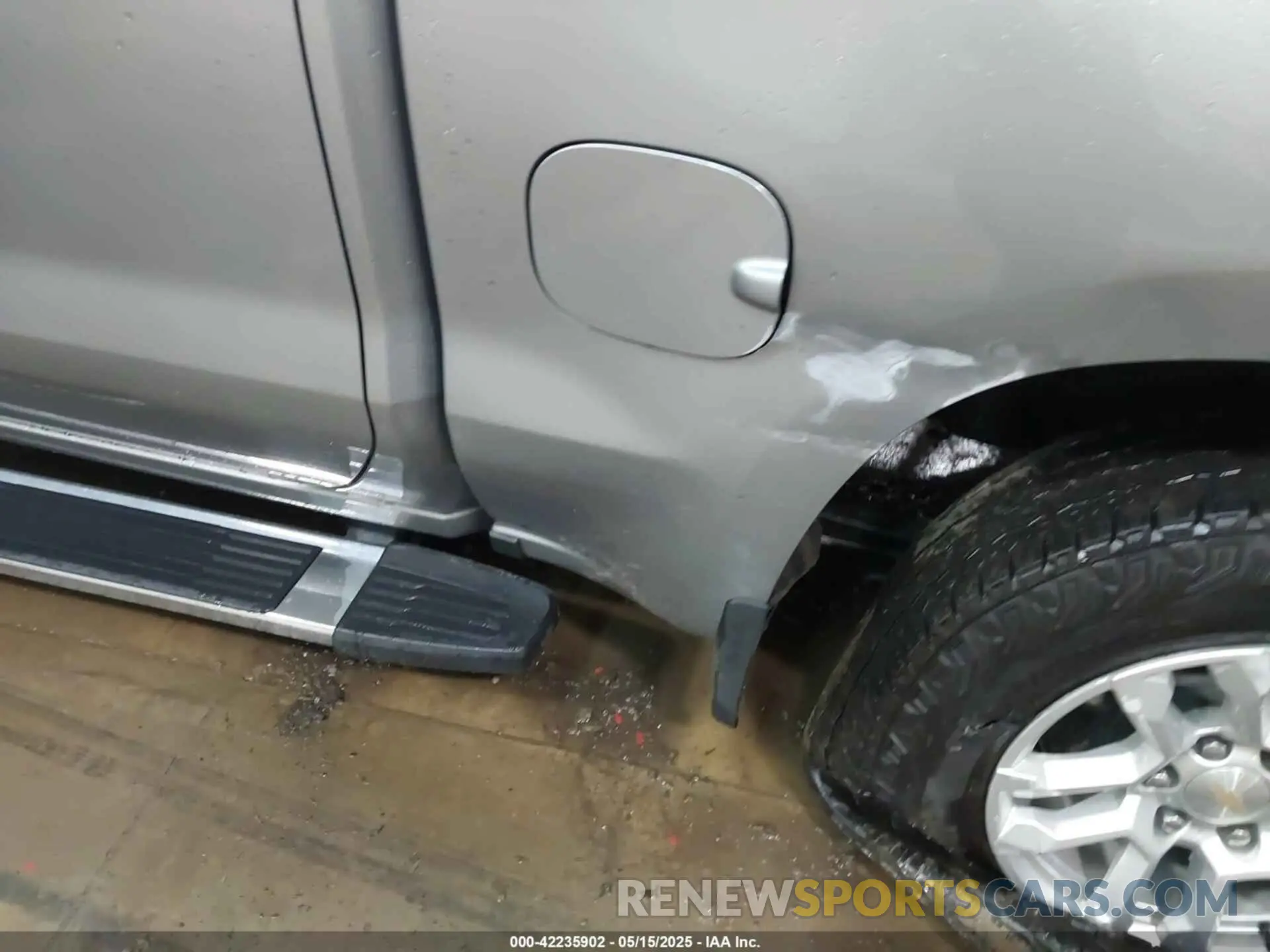 18 Фотография поврежденного автомобиля 1GCUDDED3RZ112731 CHEVROLET SILVERADO 1500 2024