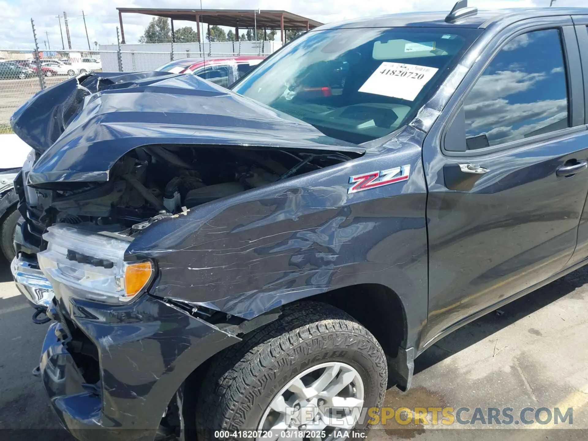 18 Photograph of a damaged car 1GCUDDED4RZ259382 CHEVROLET SILVERADO 1500 2024