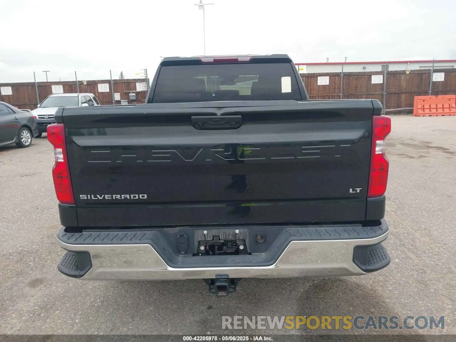 16 Фотография поврежденного автомобиля 1GCUDDED7RZ175394 CHEVROLET SILVERADO 1500 2024