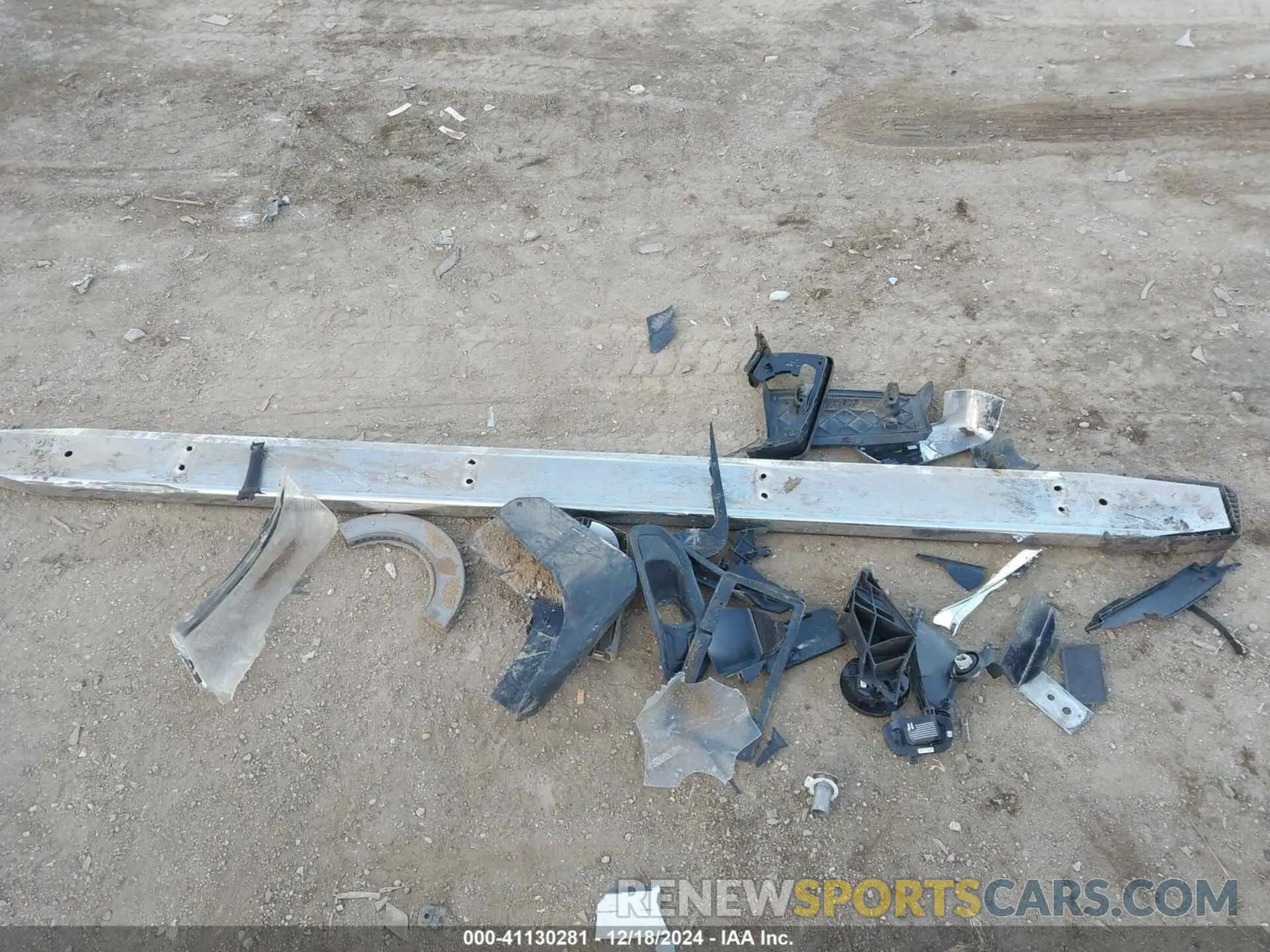 11 Фотография поврежденного автомобиля 1GCUDDED9RZ335498 CHEVROLET SILVERADO 1500 2024